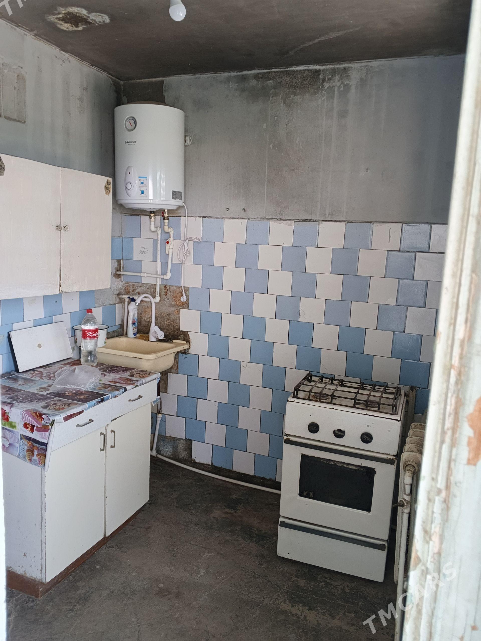 40 let 4 etaj 3 kom - Мары - img 1