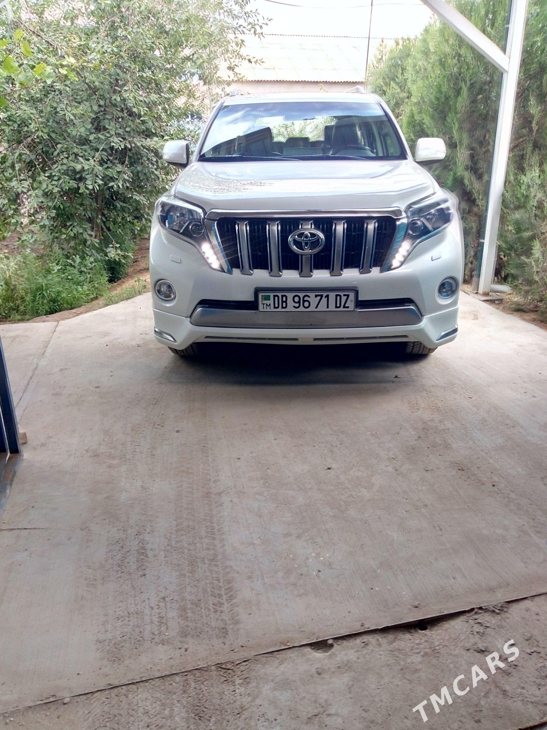 Toyota Land Cruiser Prado 2016 - 795 000 TMT - Gurbansoltan Eje - img 1
