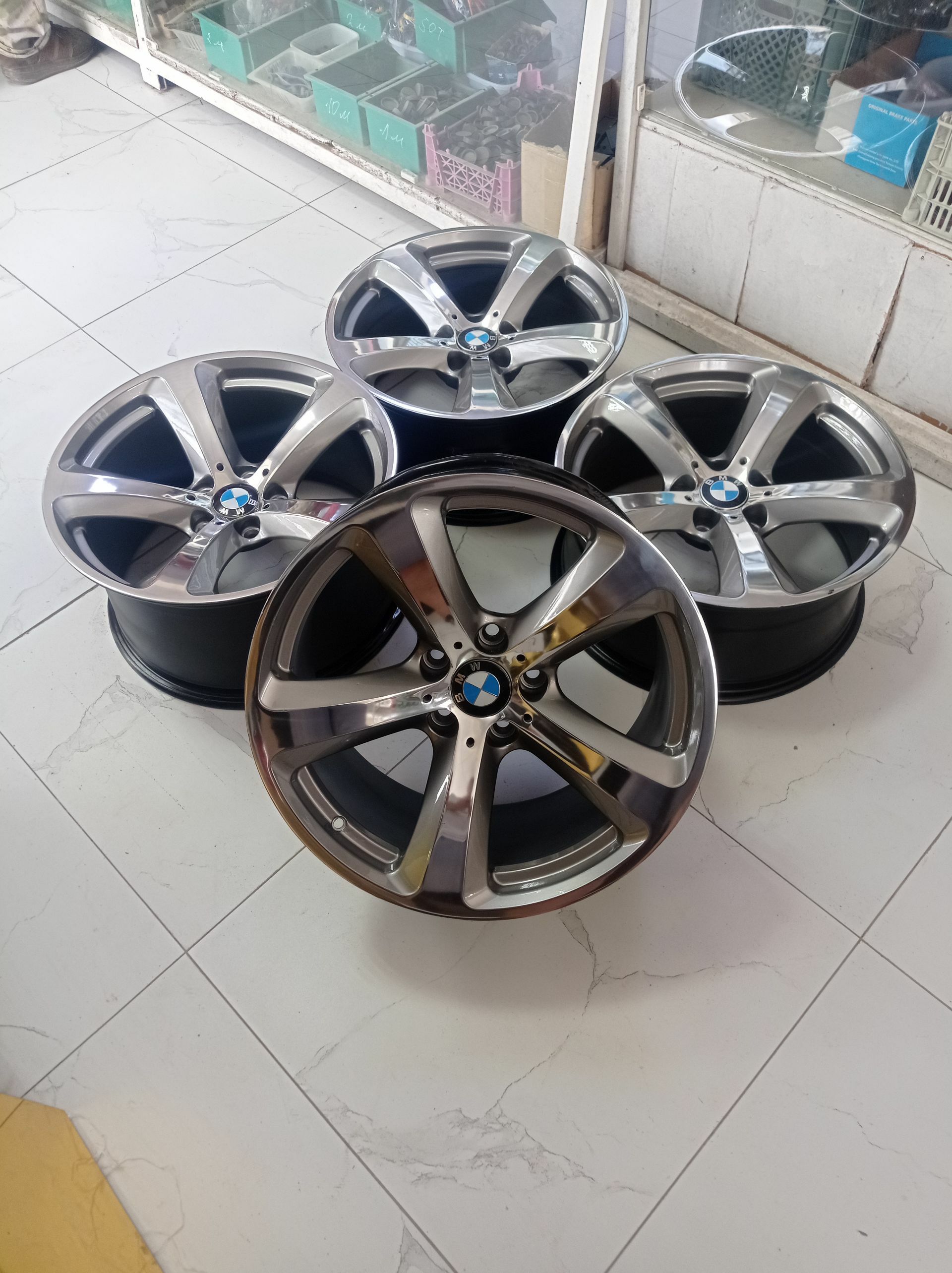 bmw 18 raznasirokiy 3 200 TMT - Türkmenabat - img 1