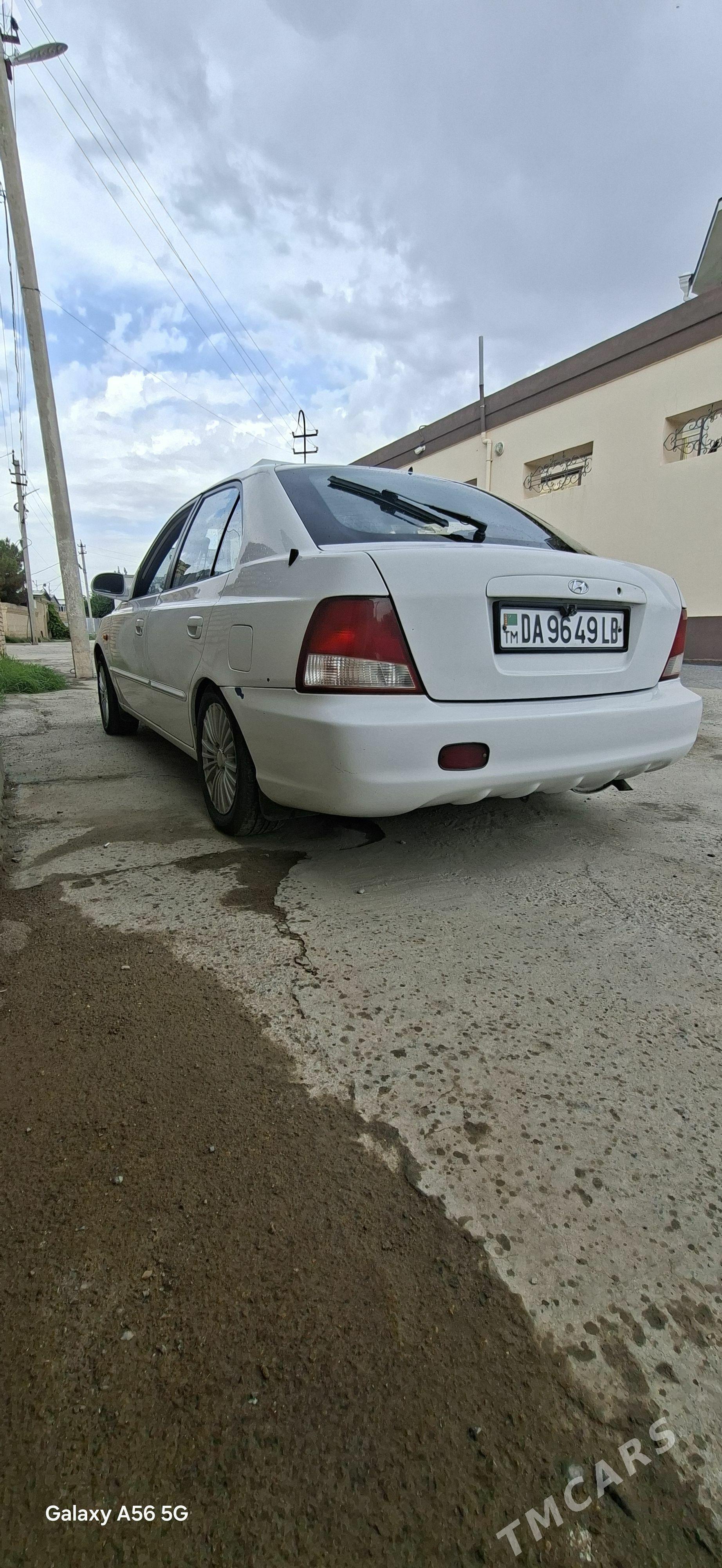 Hyundai Accent 2001 - 75 000 TMT - Туркменабат - img 1