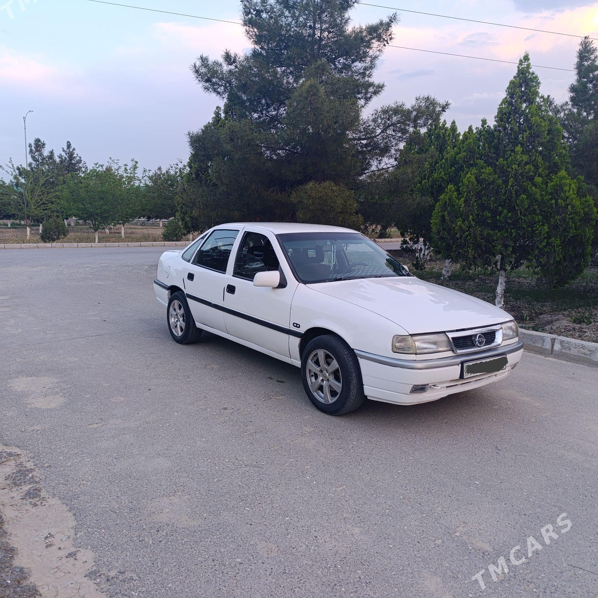 Opel Vectra 1992 - 44 000 TMT - Bäherden - img 1
