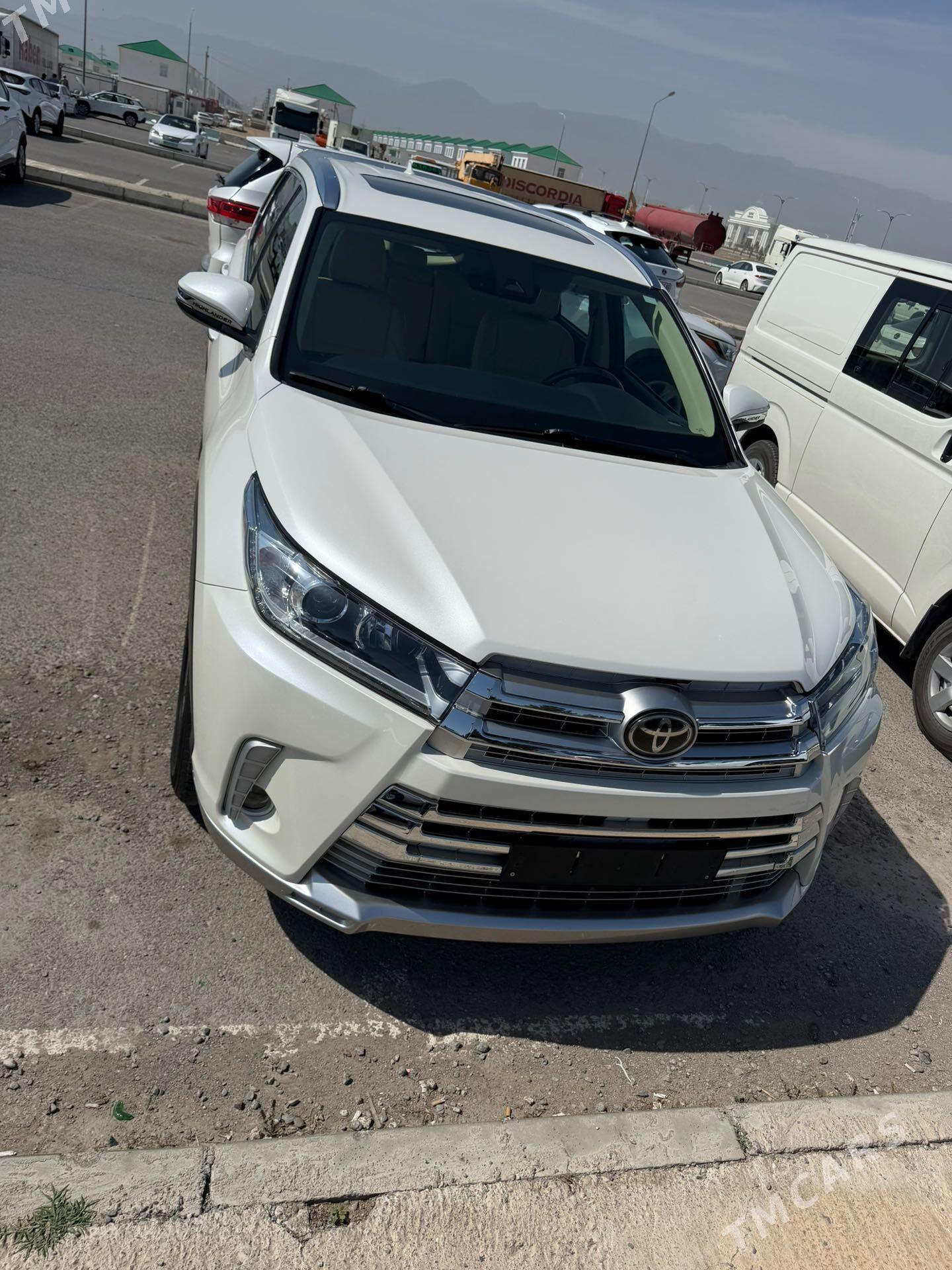 Toyota Highlander 2019 - 600 000 TMT - Гороглы (Тагта) - img 1