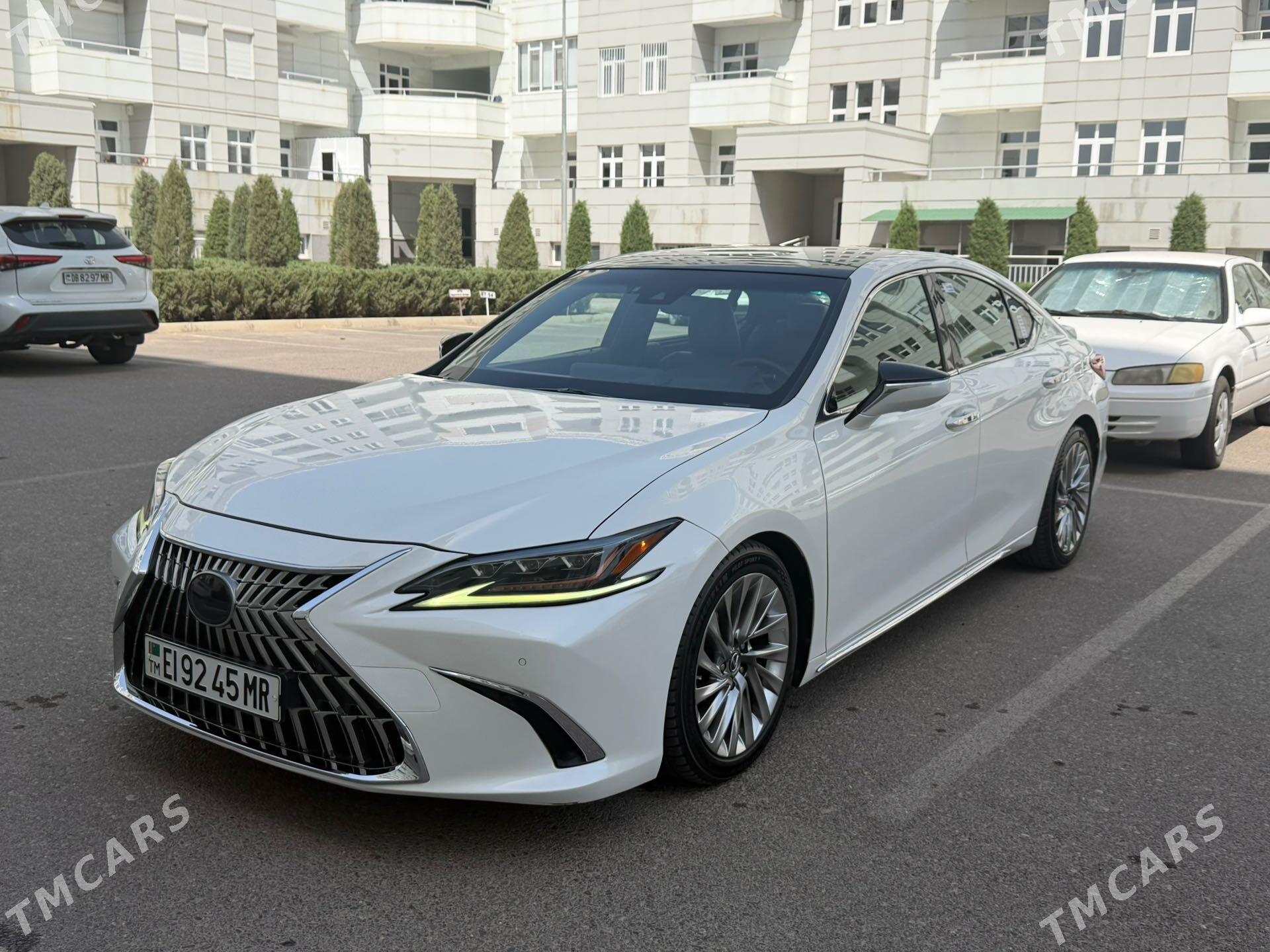 Lexus ES 350 2019 - 595 000 TMT - Мары - img 1