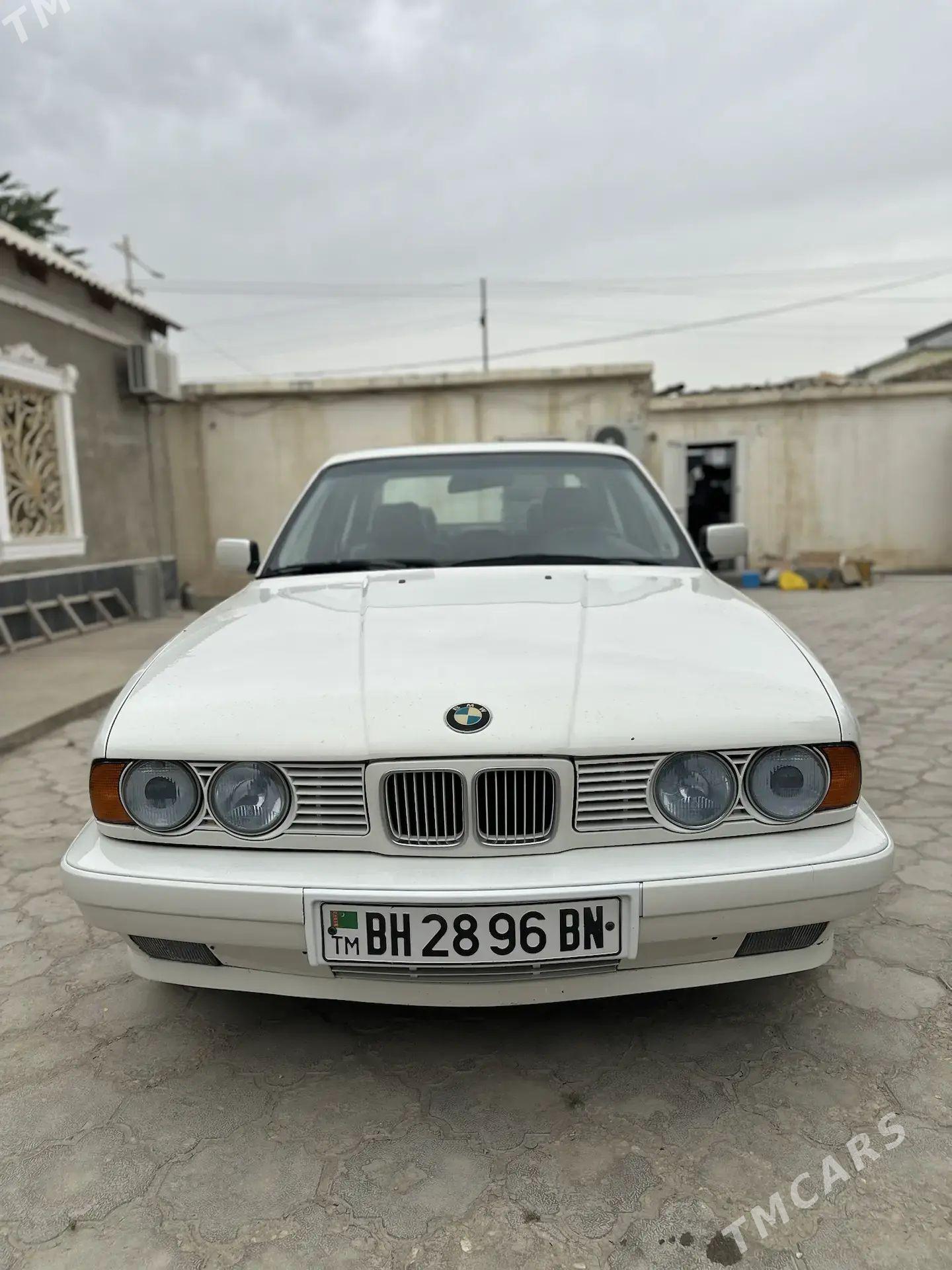 BMW 525 1989 - 80 000 TMT - Балканабат - img 1