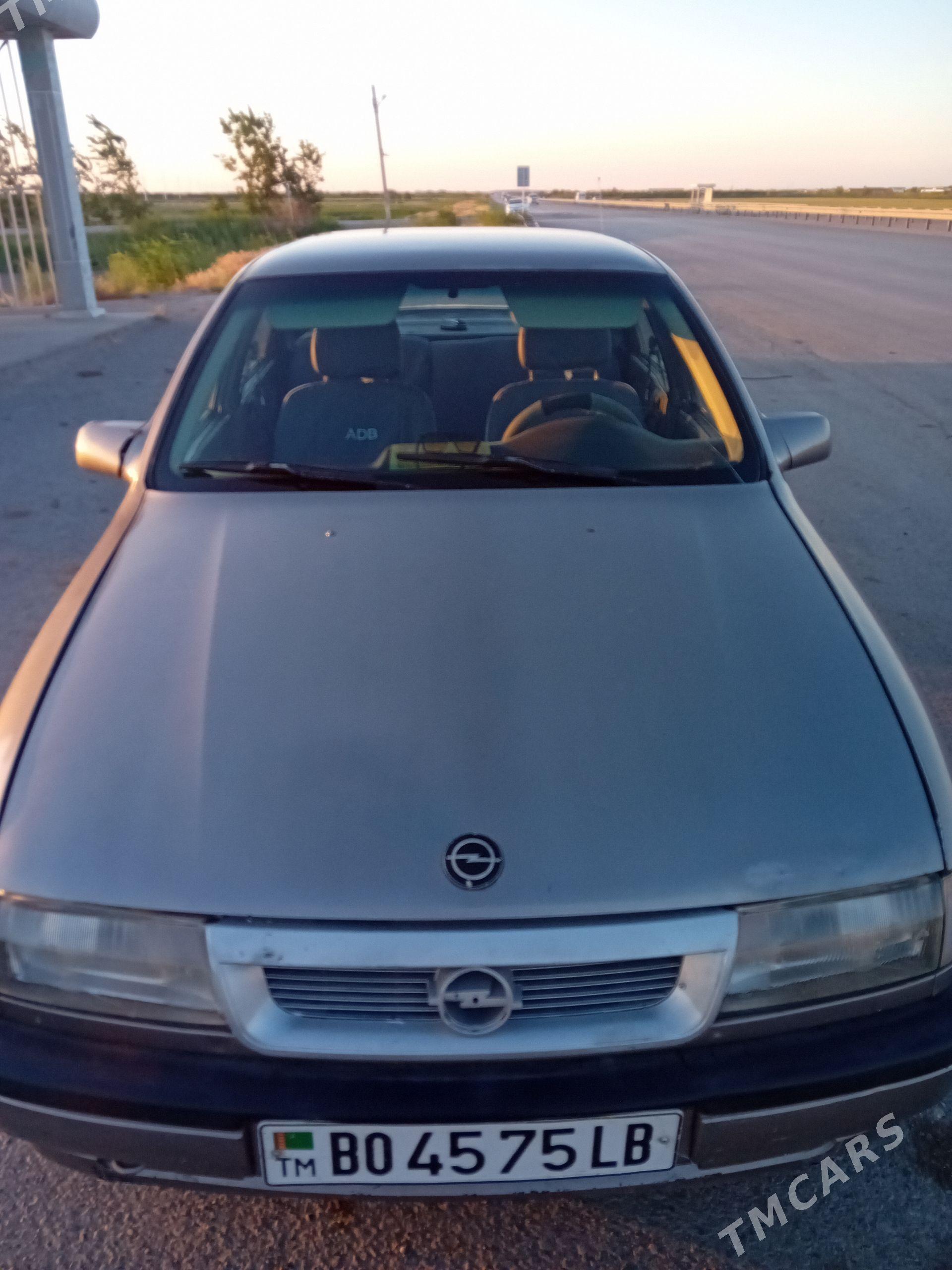 Opel Vectra 1989 - 24 000 TMT - Чарджоу - img 1