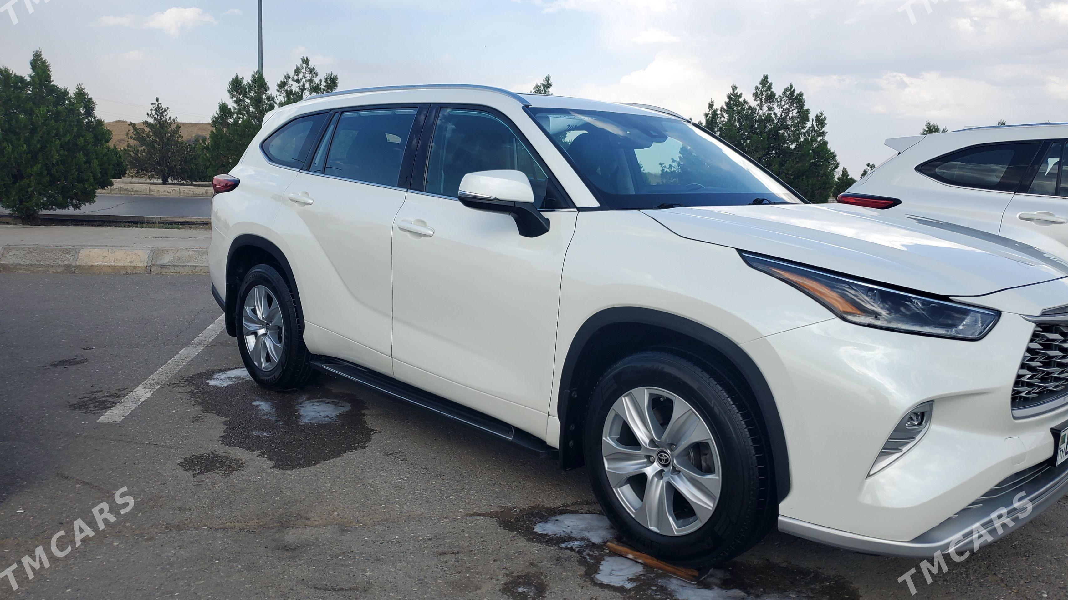 Toyota Highlander 2021 - 633 000 TMT - Aşgabat - img 1
