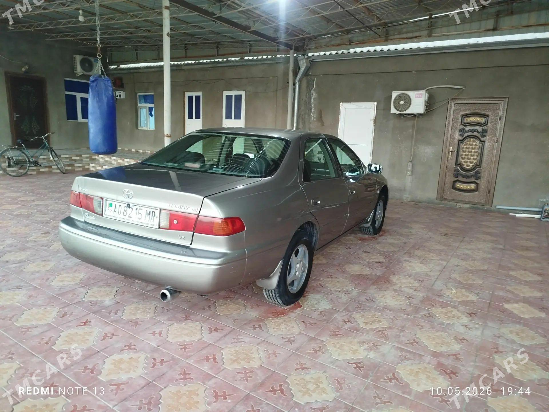 Toyota Camry 2001 - 170 000 TMT - Туркменгала - img 1