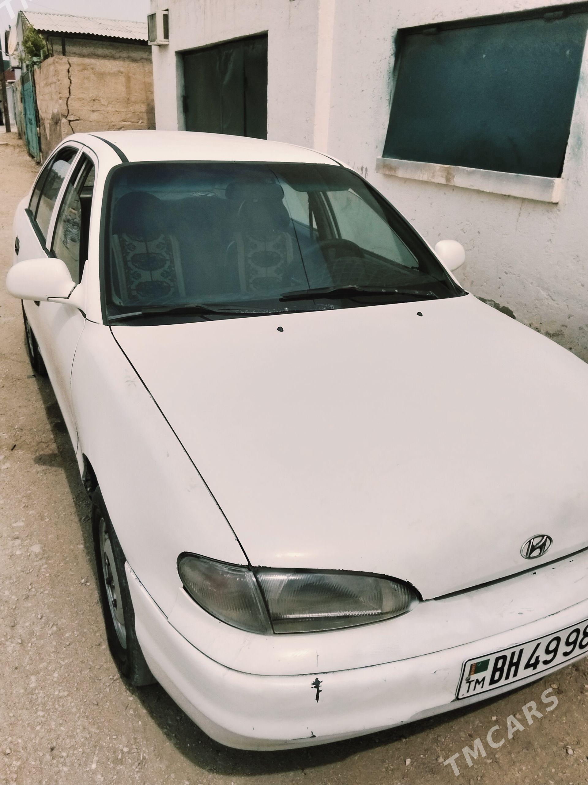 Hyundai Accent 1996 - 20 000 TMT - Balkanabat - img 1