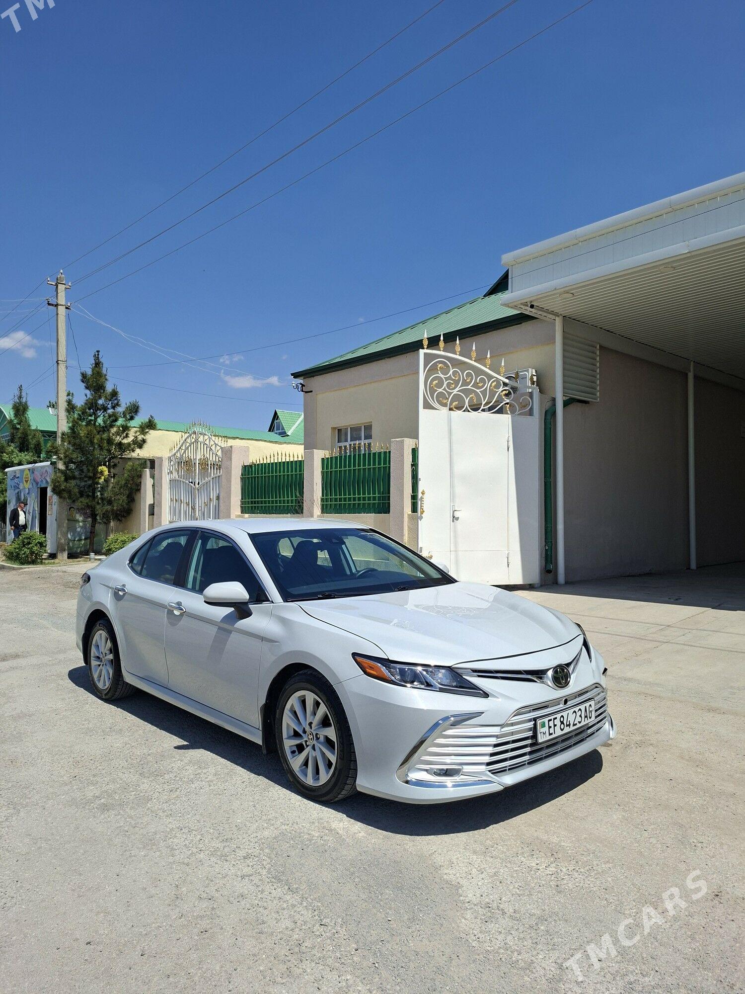 Toyota Camry 2022 - 341 000 TMT - Aşgabat - img 1