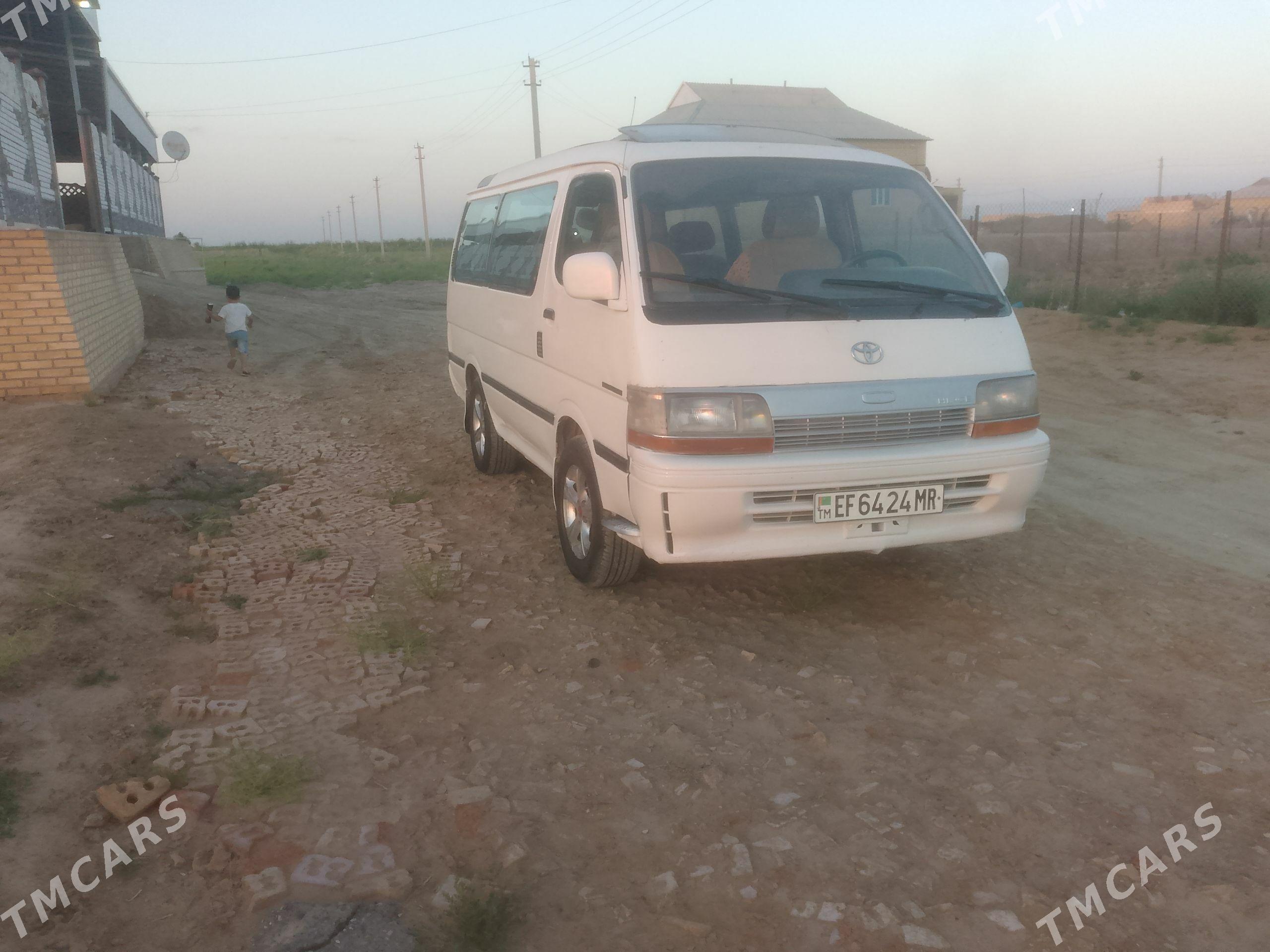 Toyota Hiace 1991 - 80 000 TMT - Сакарчага - img 1