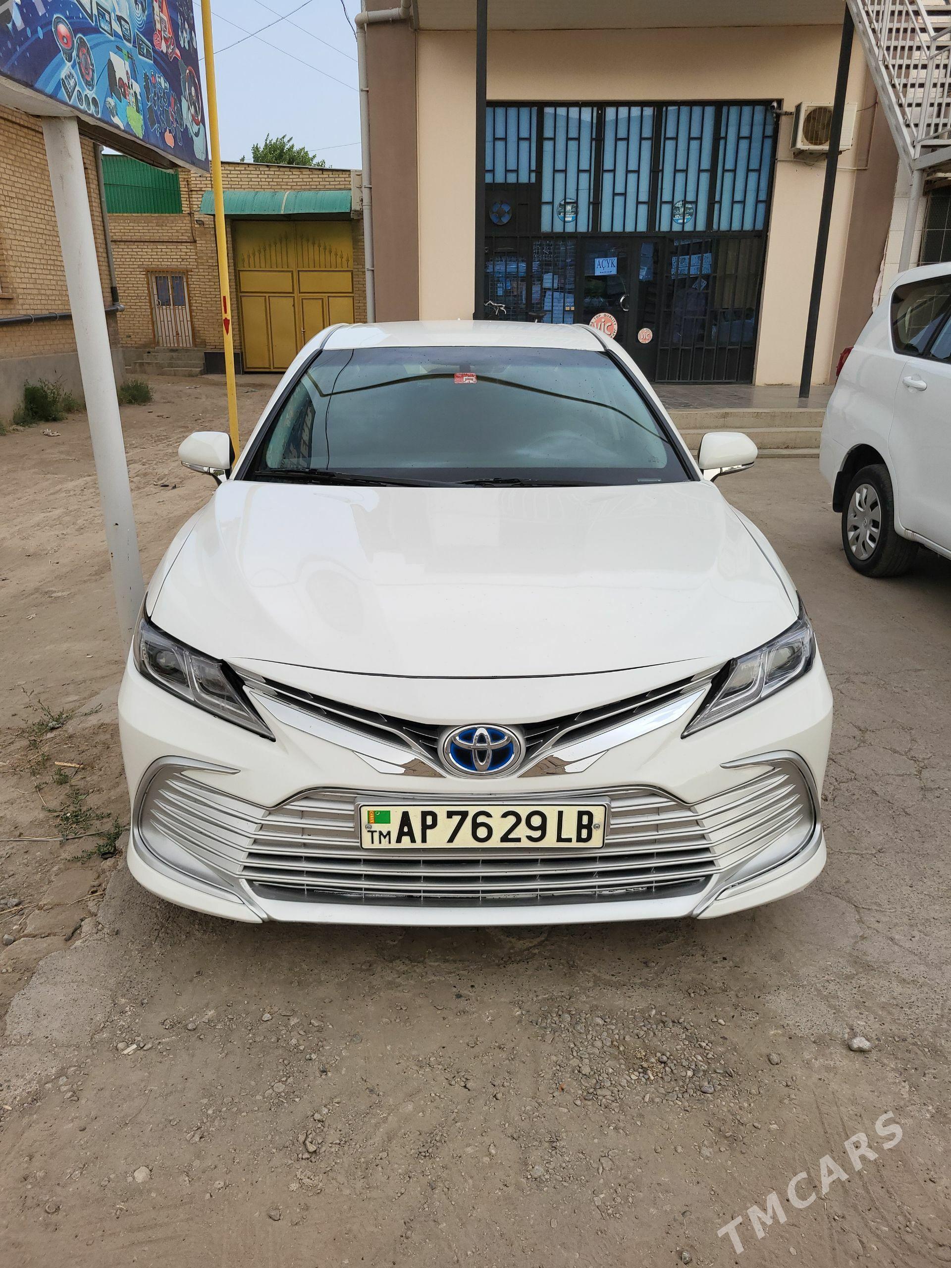 Toyota Camry 2021 - 250 000 TMT - Керки - img 1