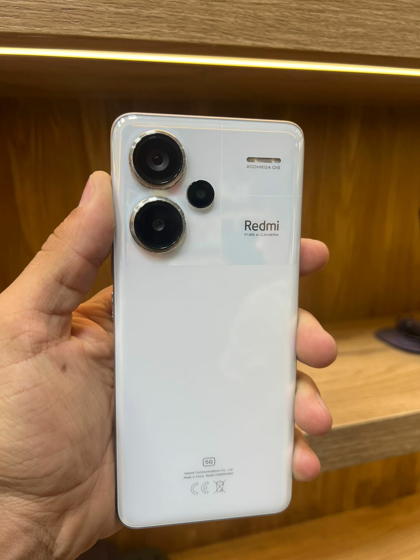 redmi not 13pro plus 12/512 - Garaşsyzlygyň 15 ýyllygy Söwda Merkezi - img 1