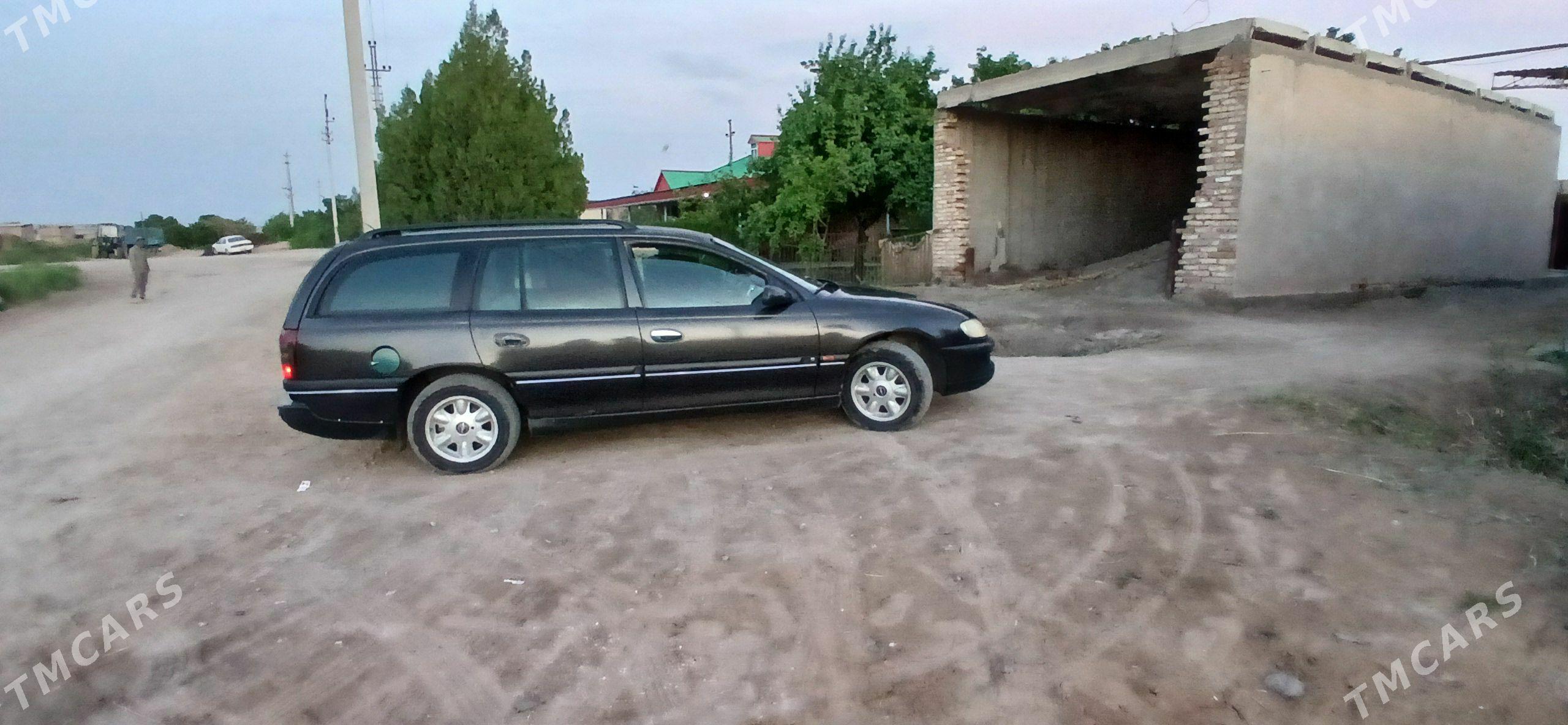Opel Omega 1997 - 45 000 TMT - Фарап - img 1
