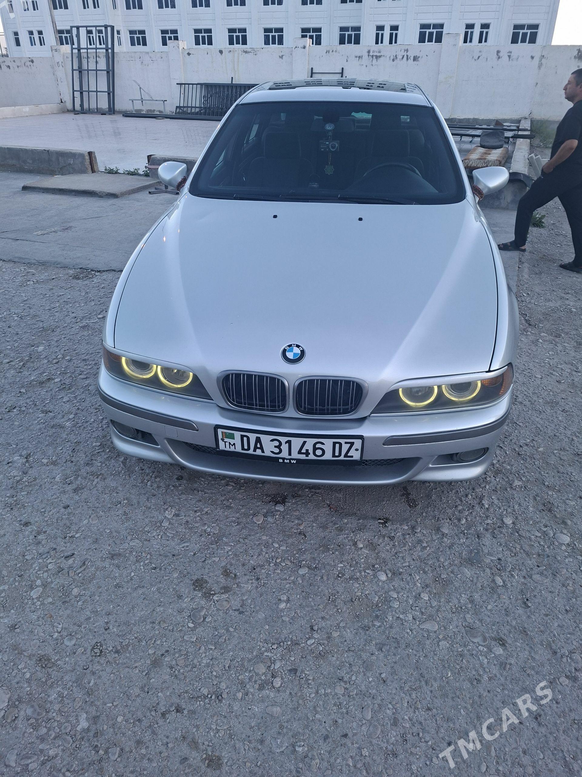 BMW 540 2001 - 160 000 TMT - Балканабат - img 1