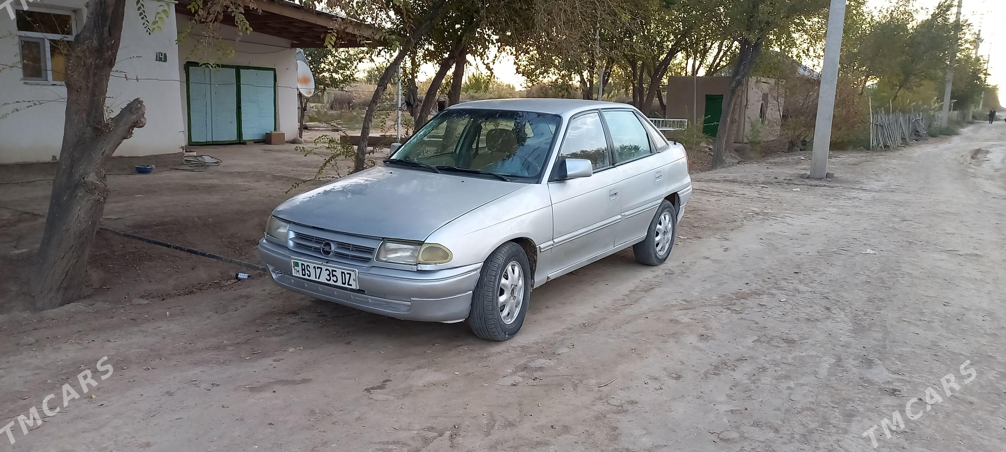 Opel Astra 1993 - 40 000 TMT - Türkmenbaşy etr. - img 1