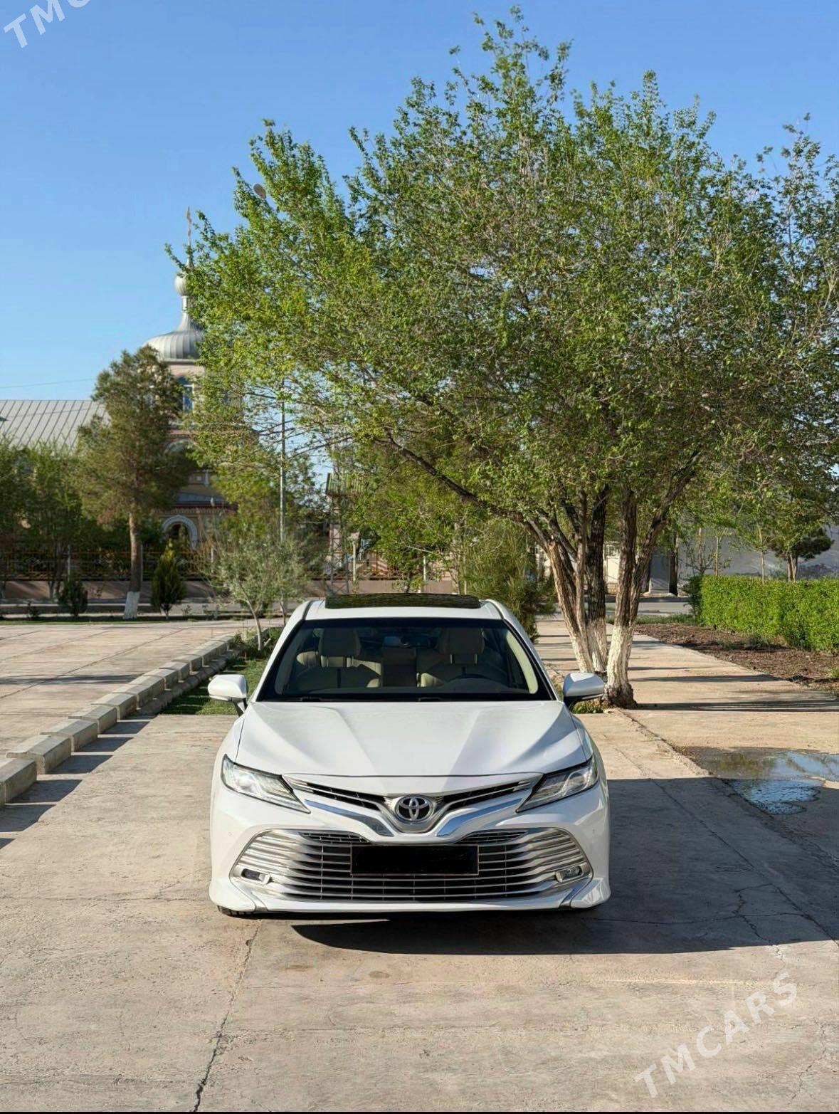 Toyota Camry 2019 - 470 000 TMT - Туркменабат - img 1