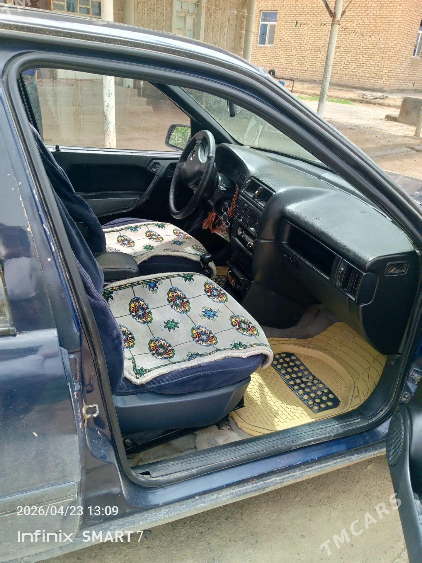 Opel Vectra 1991 - 35 000 TMT - Мары - img 1