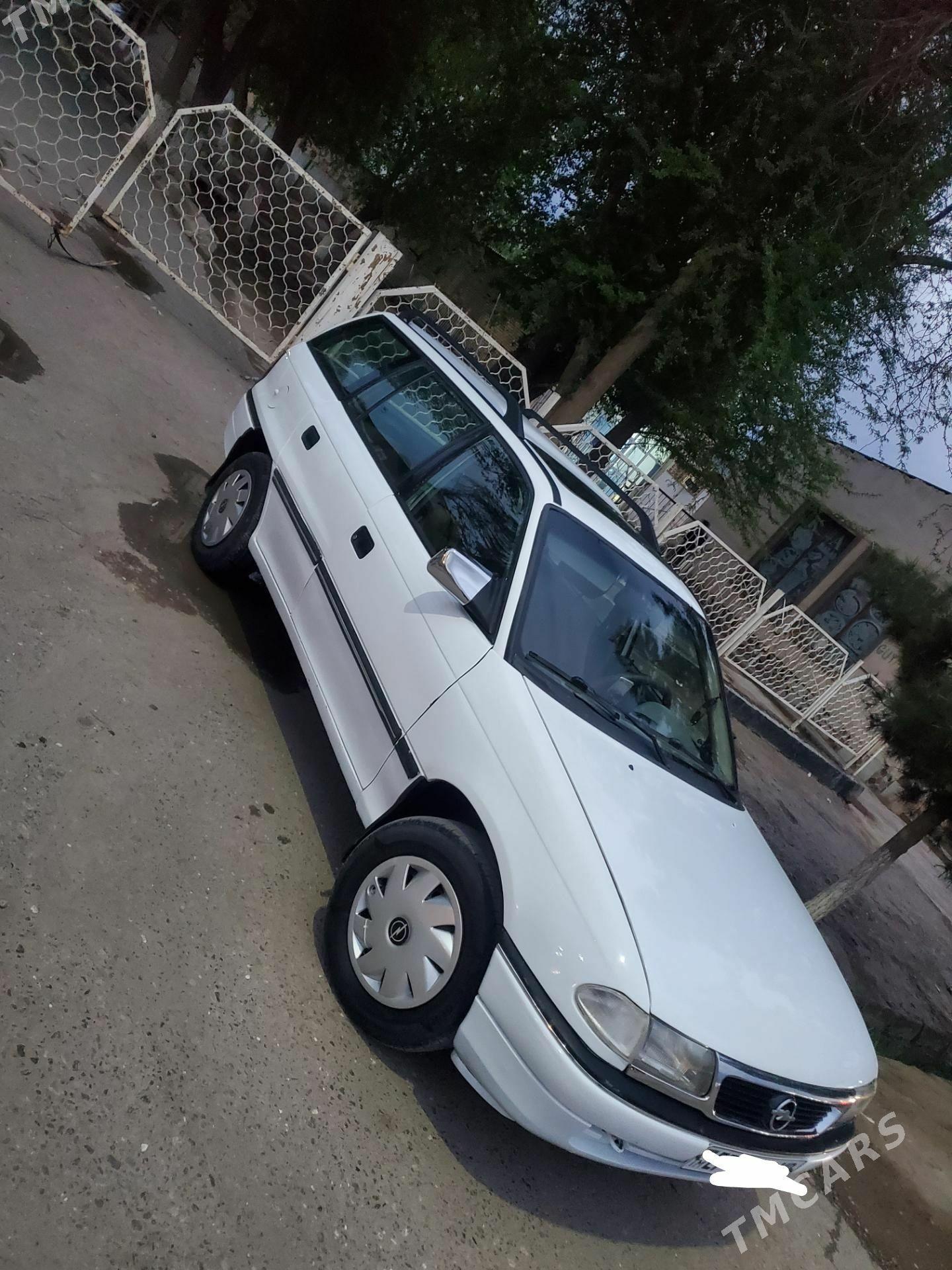 Opel Astra 1993 - 45 000 TMT - Çärjew - img 1