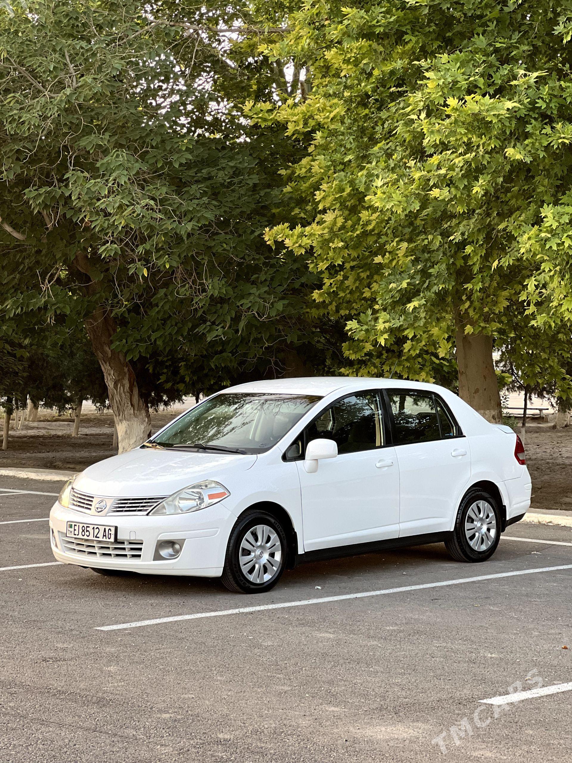 Nissan Versa 2011 - 146 000 TMT - Бузмеин - img 1
