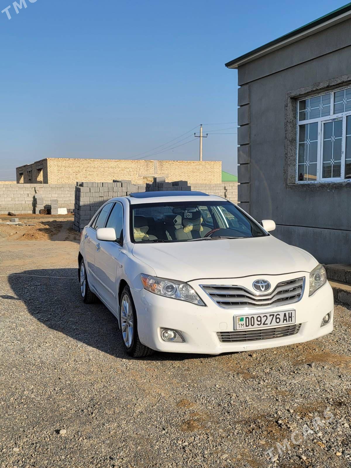 Toyota Camry 2011 - 178 000 TMT - Ашхабад - img 1