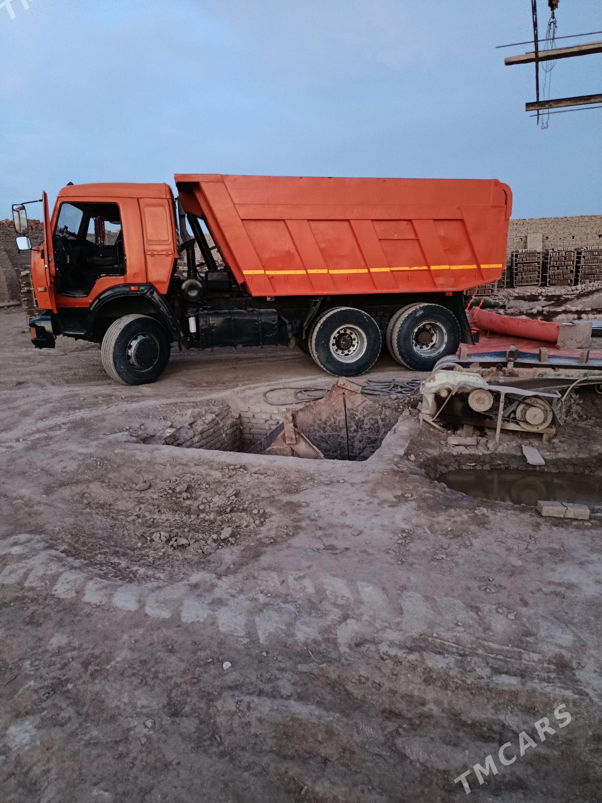 Kamaz Euro 3 2009 - 350 000 TMT - Чарджоу - img 1