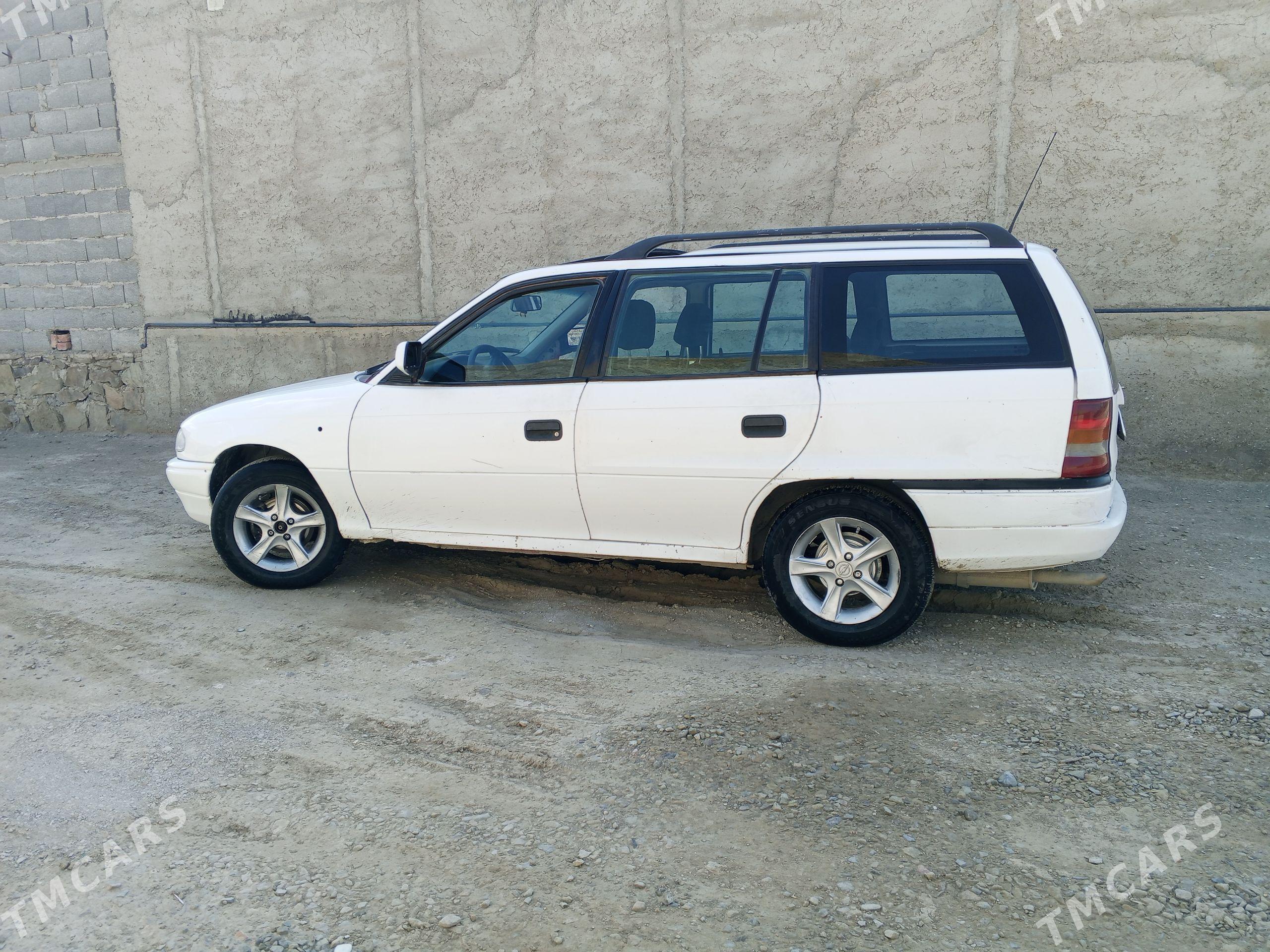 Opel Astra 1995 - 44 000 TMT - Bereket - img 1