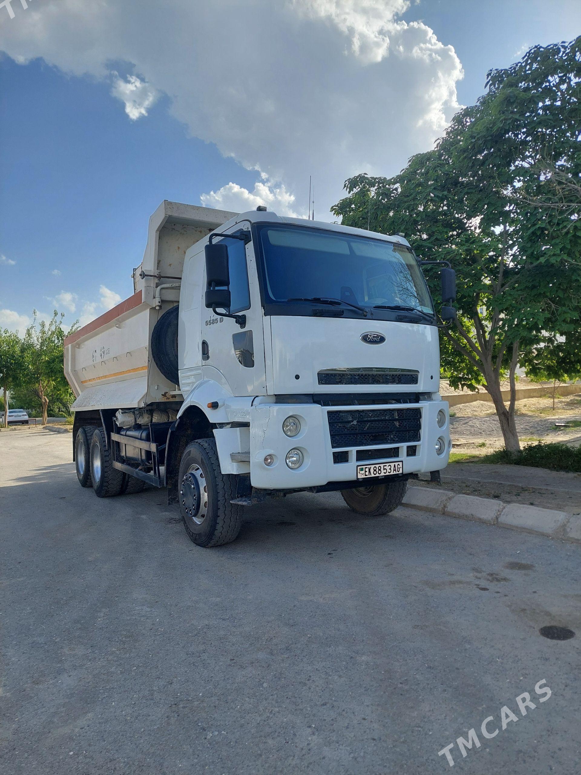 Ford Cargo 3535D 2013 - 645 000 TMT - Büzmeýin GRES - img 1