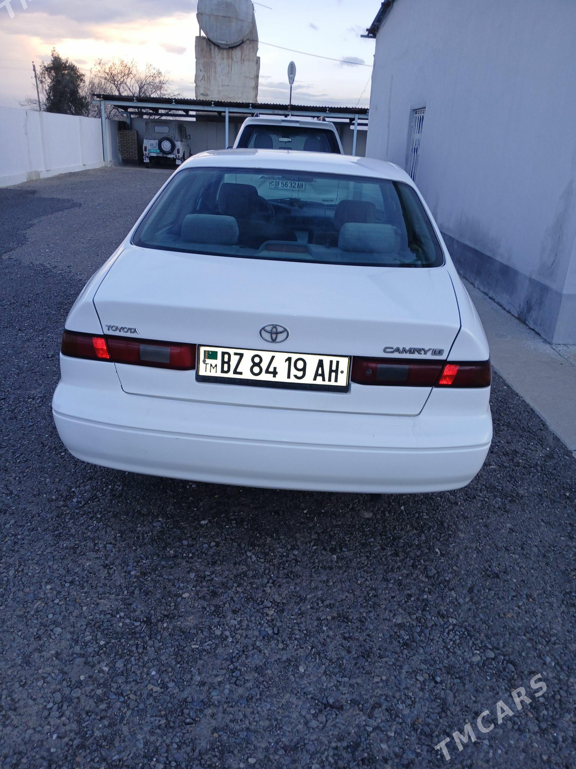 Toyota Camry 1999 - 140 000 TMT - Sarahs - img 1