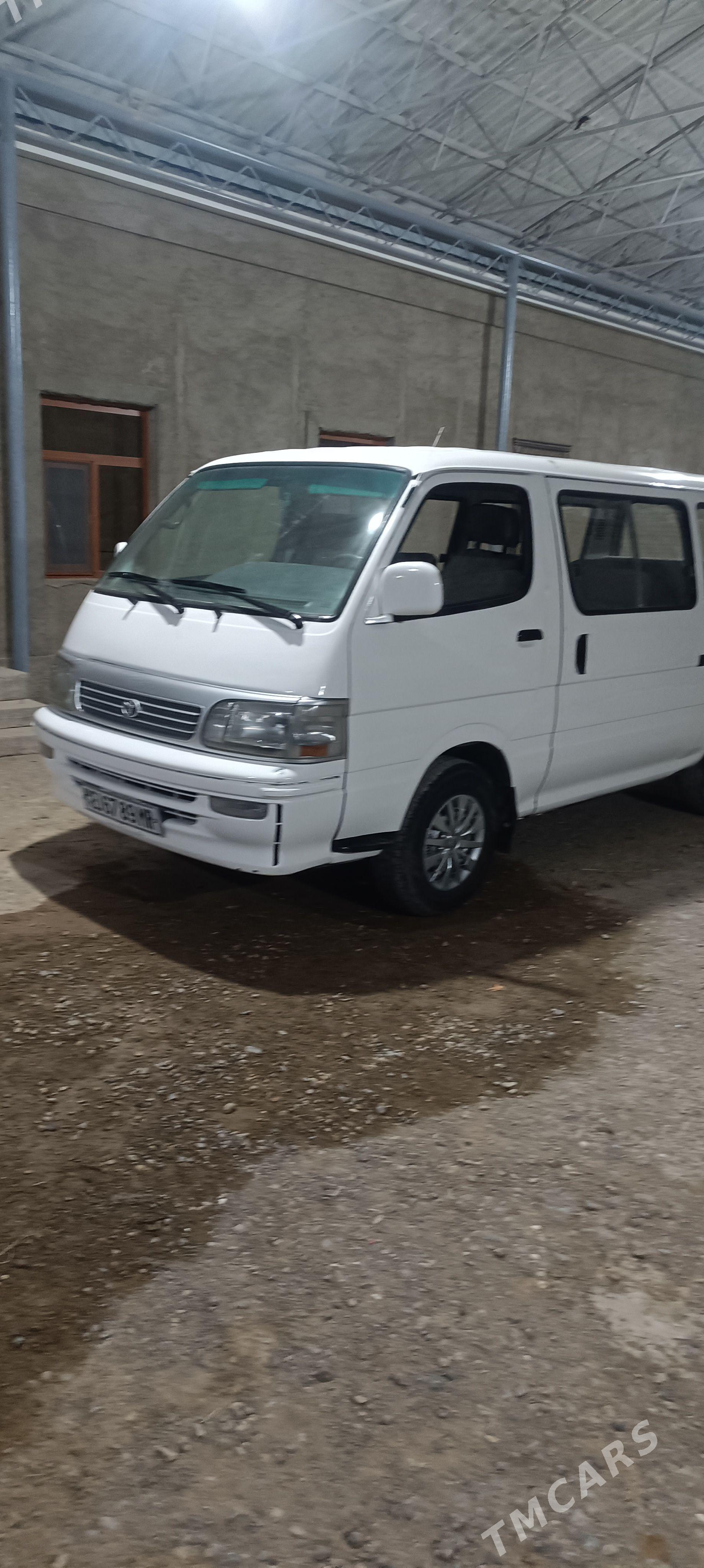 Toyota Hiace 1998 - 100 000 TMT - Мургап - img 1