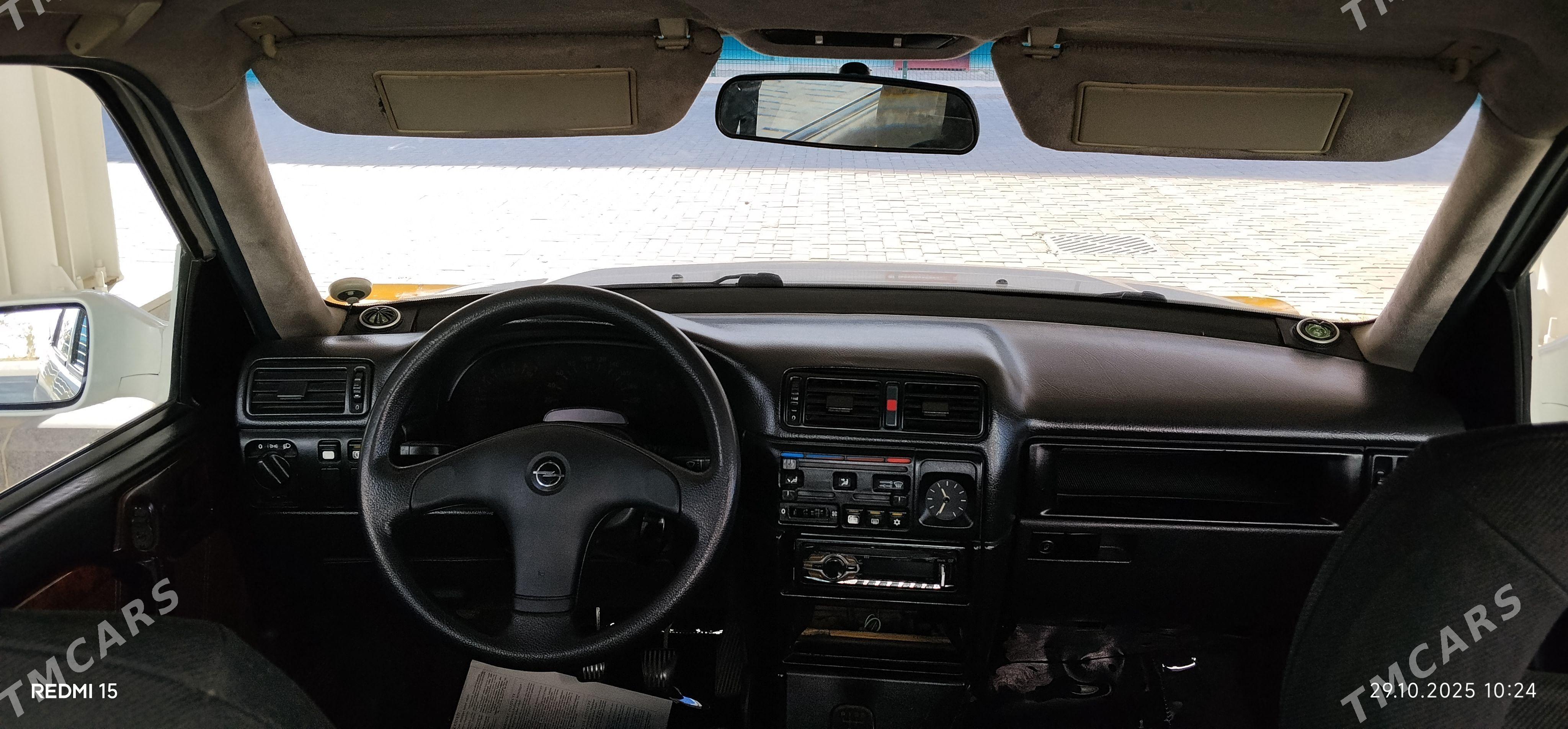 Opel Vectra 1989 - 65 000 TMT - Туркменбаши - img 1
