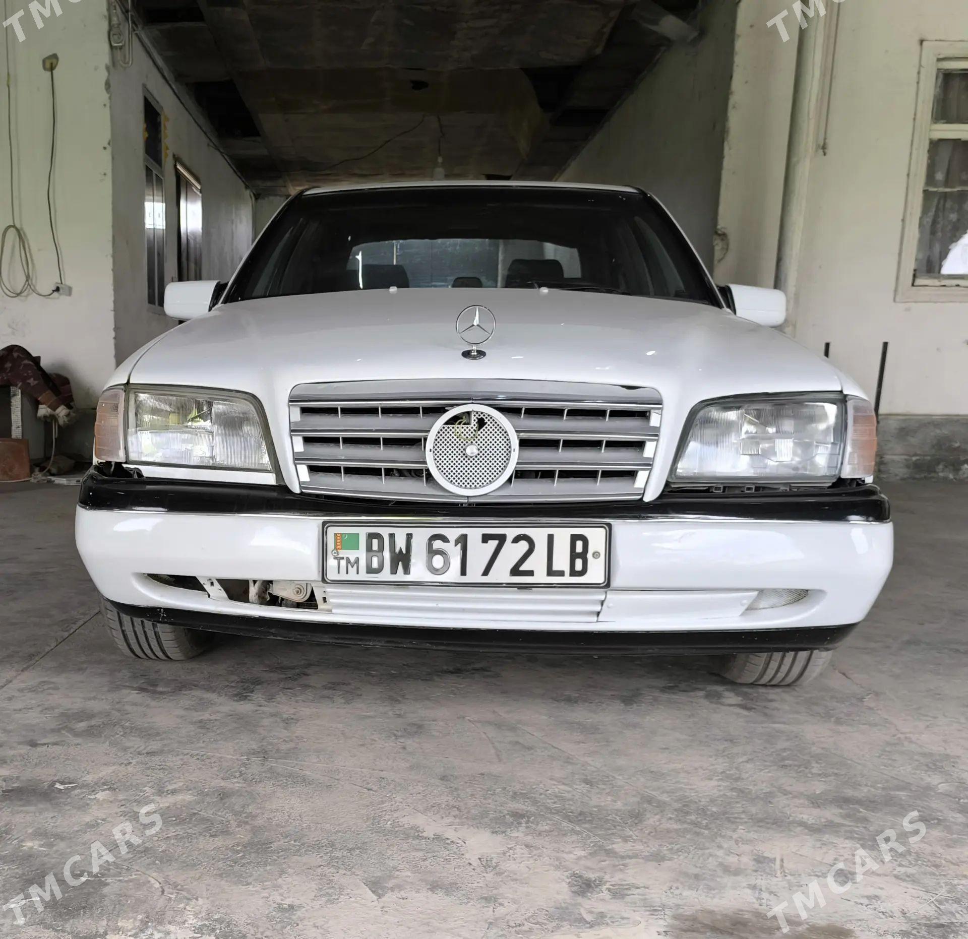 Mercedes-Benz C280 1993 - 70 000 TMT - Çärjew - img 1