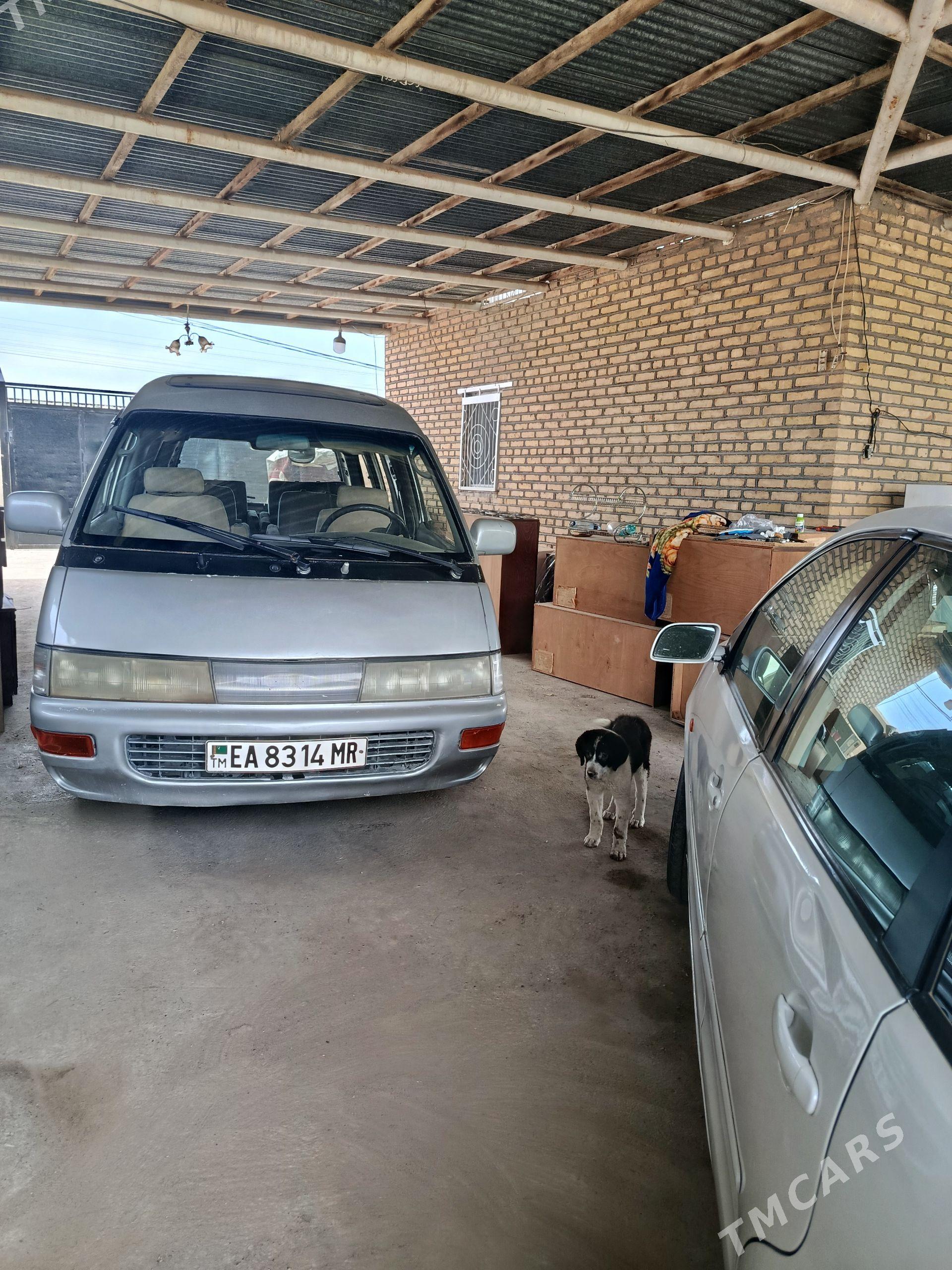 Toyota Town Ace 1993 - 40 000 TMT - Мары - img 1