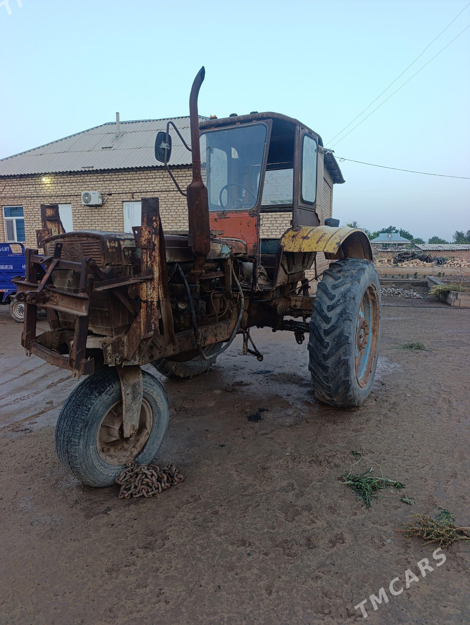 MTZ T-28 1990 - 25 000 TMT - Babadaýhan - img 1