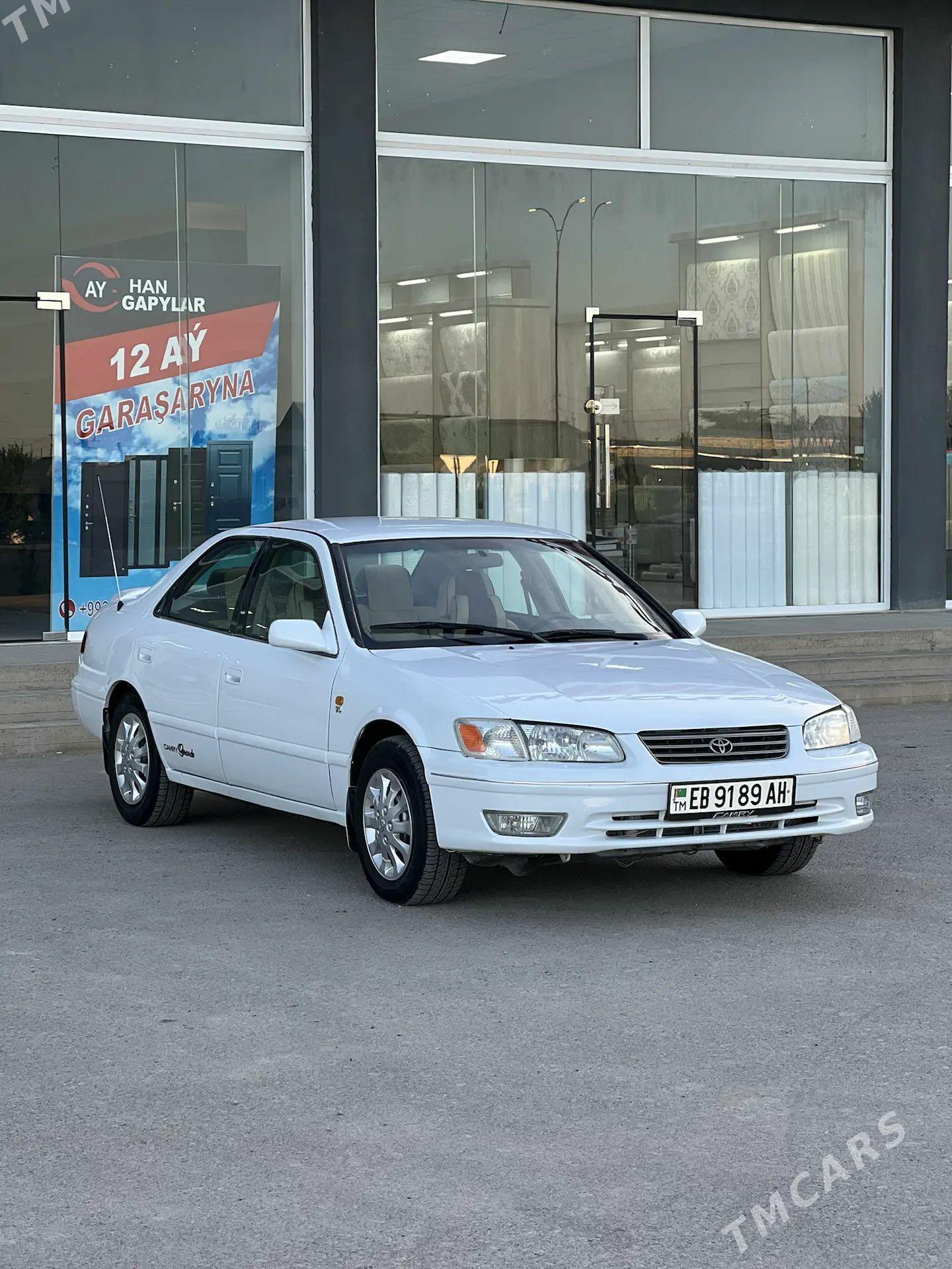 Toyota Camry 1997 - 147 000 TMT - Теджен - img 1