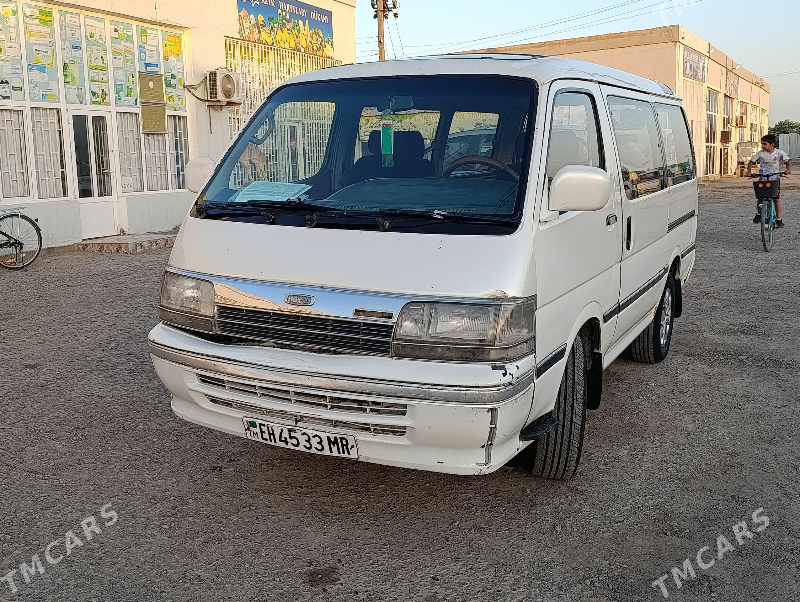 Toyota Hiace 1991 - 85 000 TMT - Мары - img 1