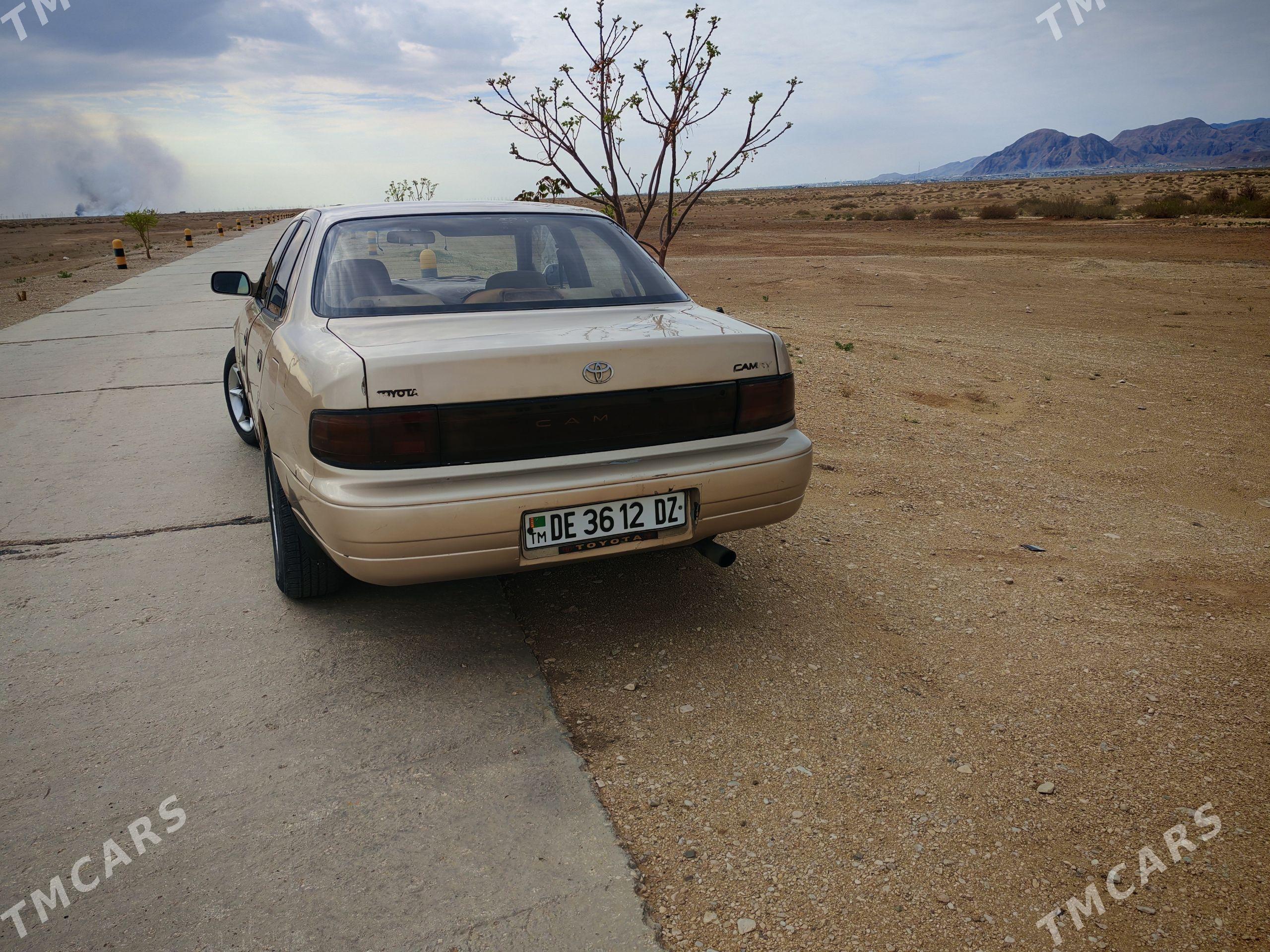 Toyota Camry 1995 - 77 000 TMT - Балканабат - img 1