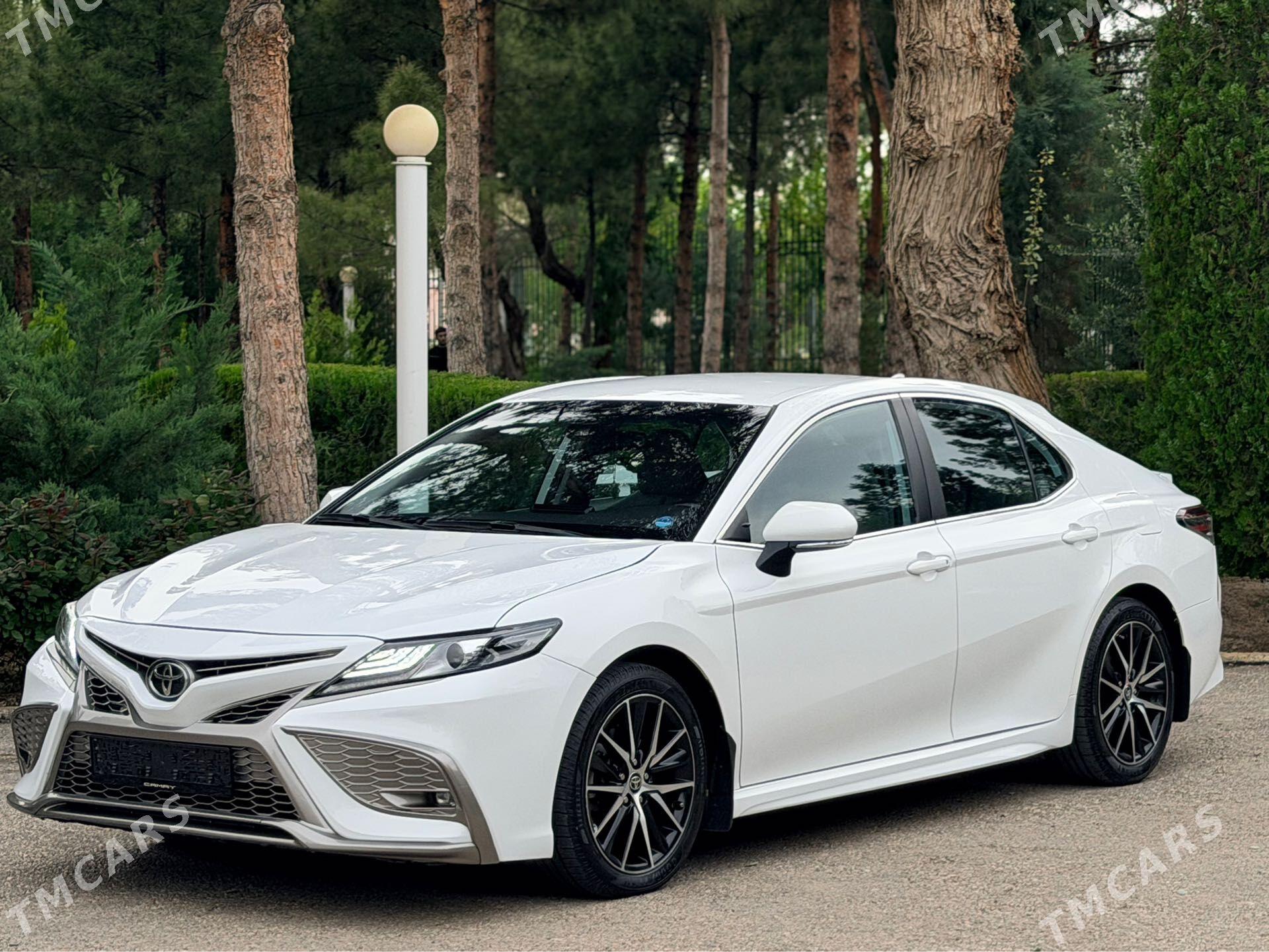 Toyota Camry 2023 - 372 000 TMT - Балканабат - img 1
