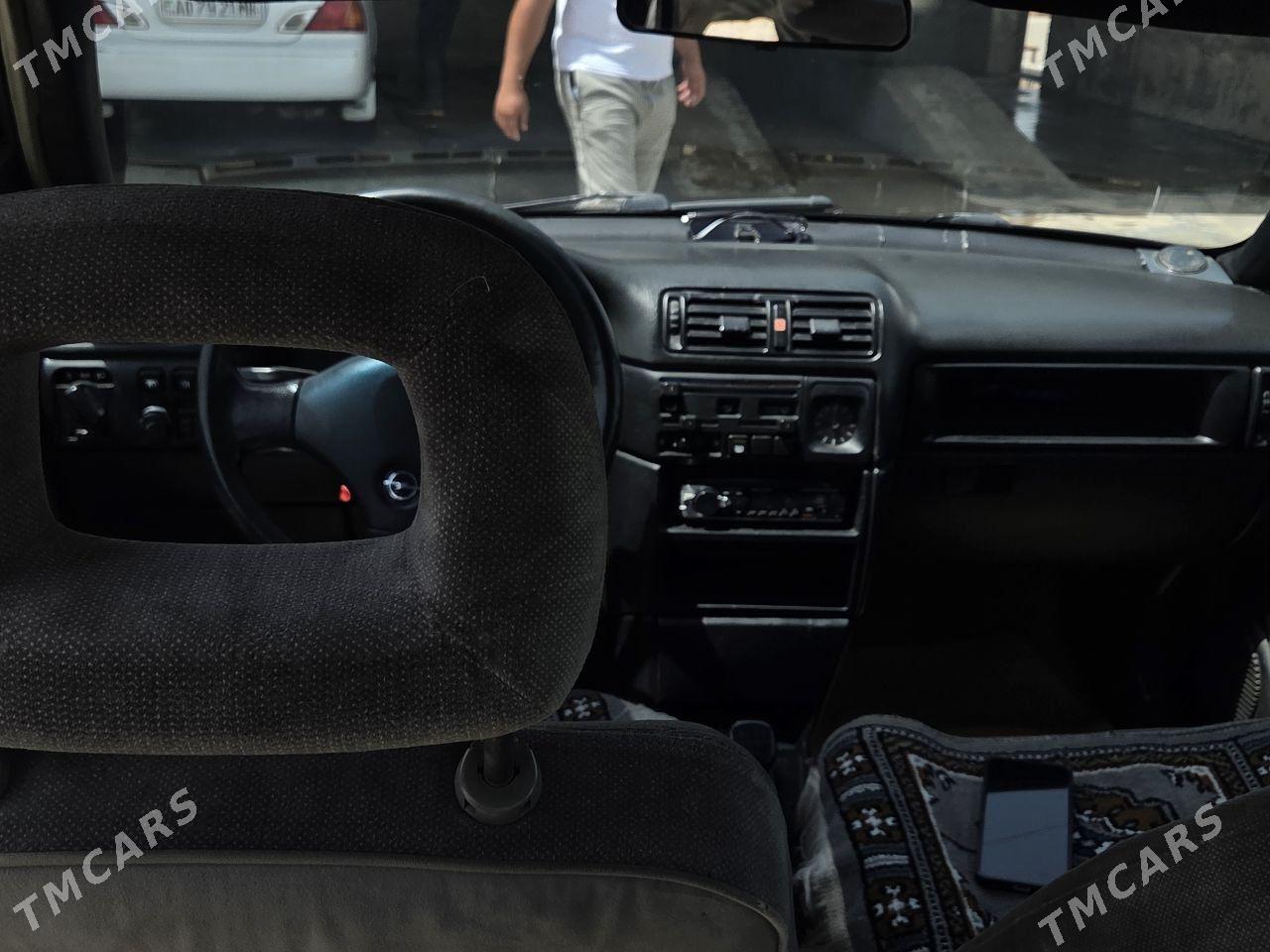 Opel Vectra 1991 - 45 000 TMT - Мары - img 1