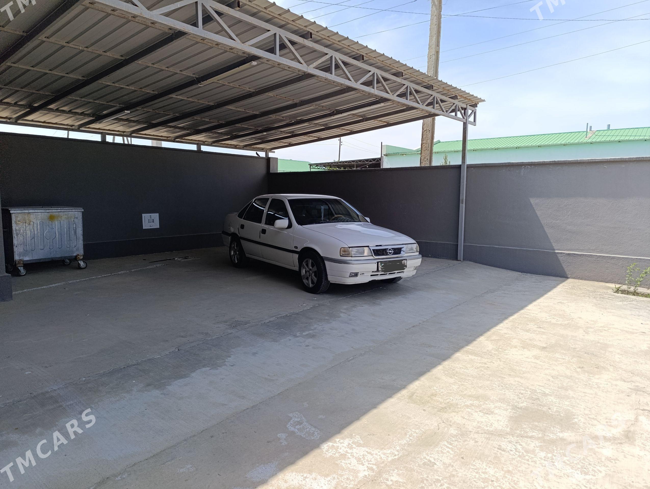 Opel Vectra 1992 - 44 000 TMT - Bäherden - img 1