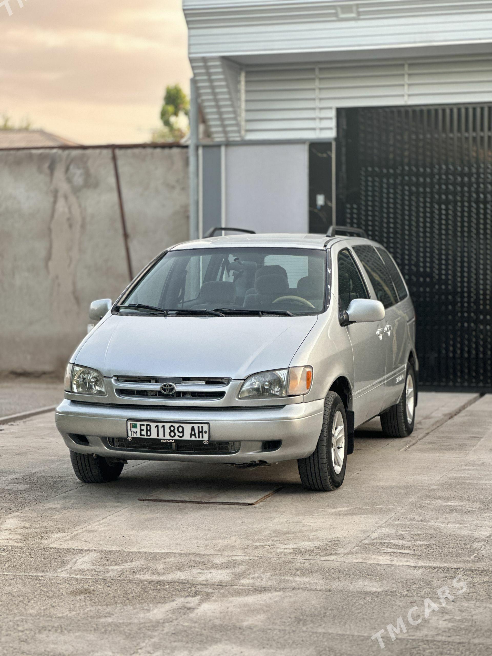 Toyota Sienna 2000 - 155 000 TMT - Tejen - img 1