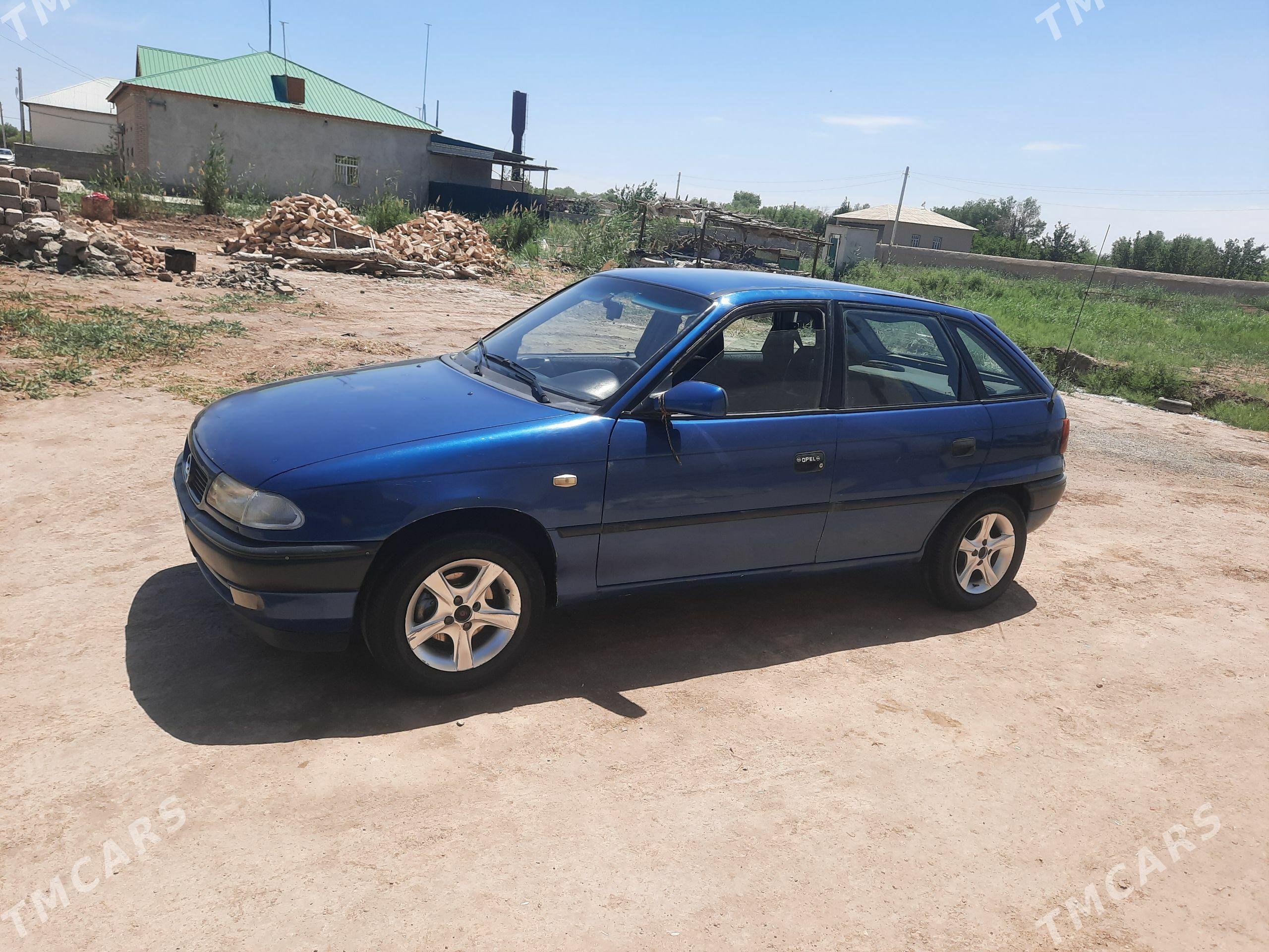 Opel Astra 1996 - 42 000 TMT - Дашогуз - img 1