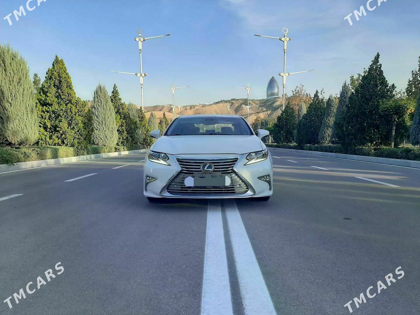 Lexus ES 350 2018 - 525 000 TMT - 10 мкр - img 1