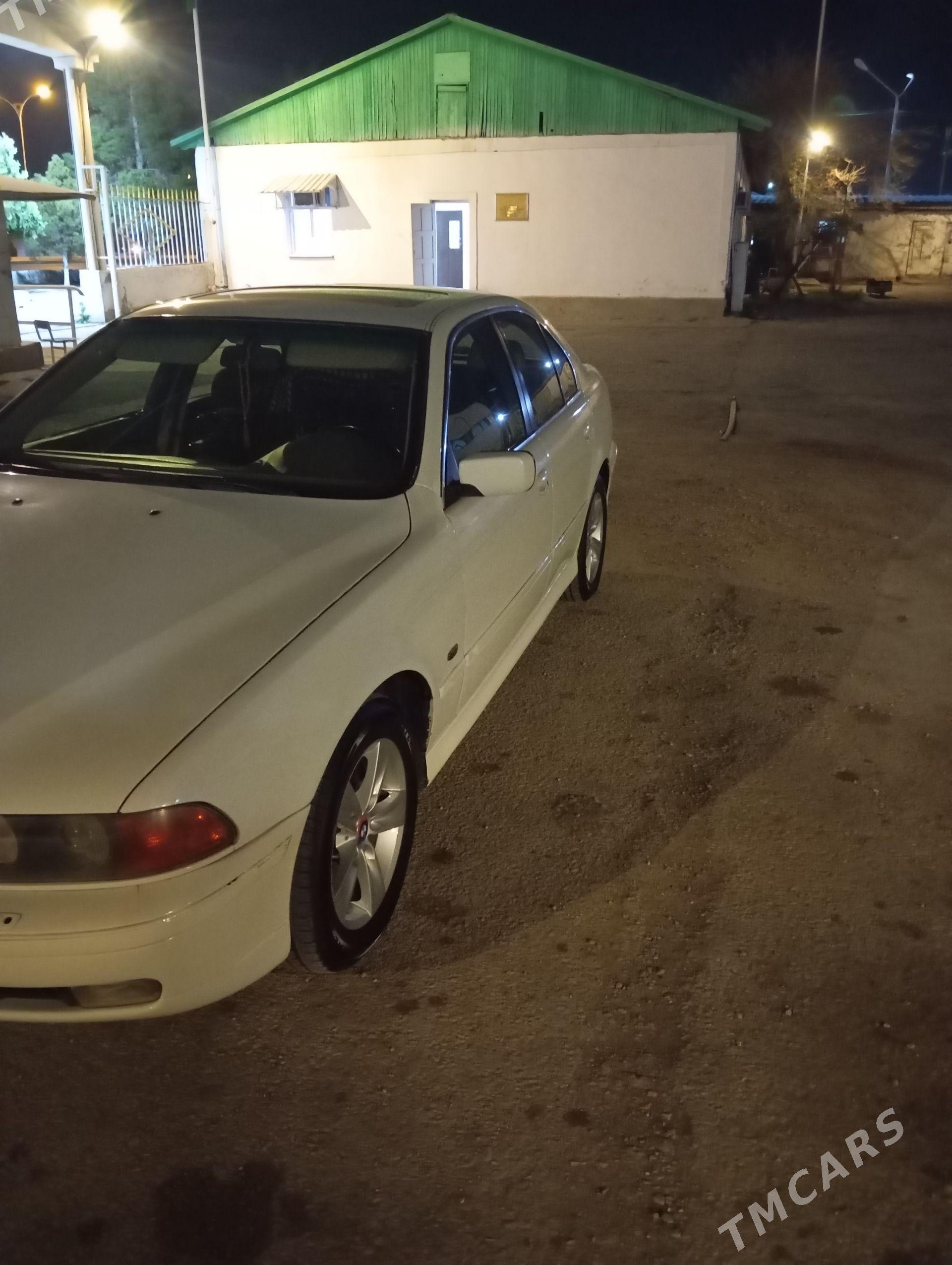BMW E39 2000 - 85 000 TMT - Балканабат - img 1