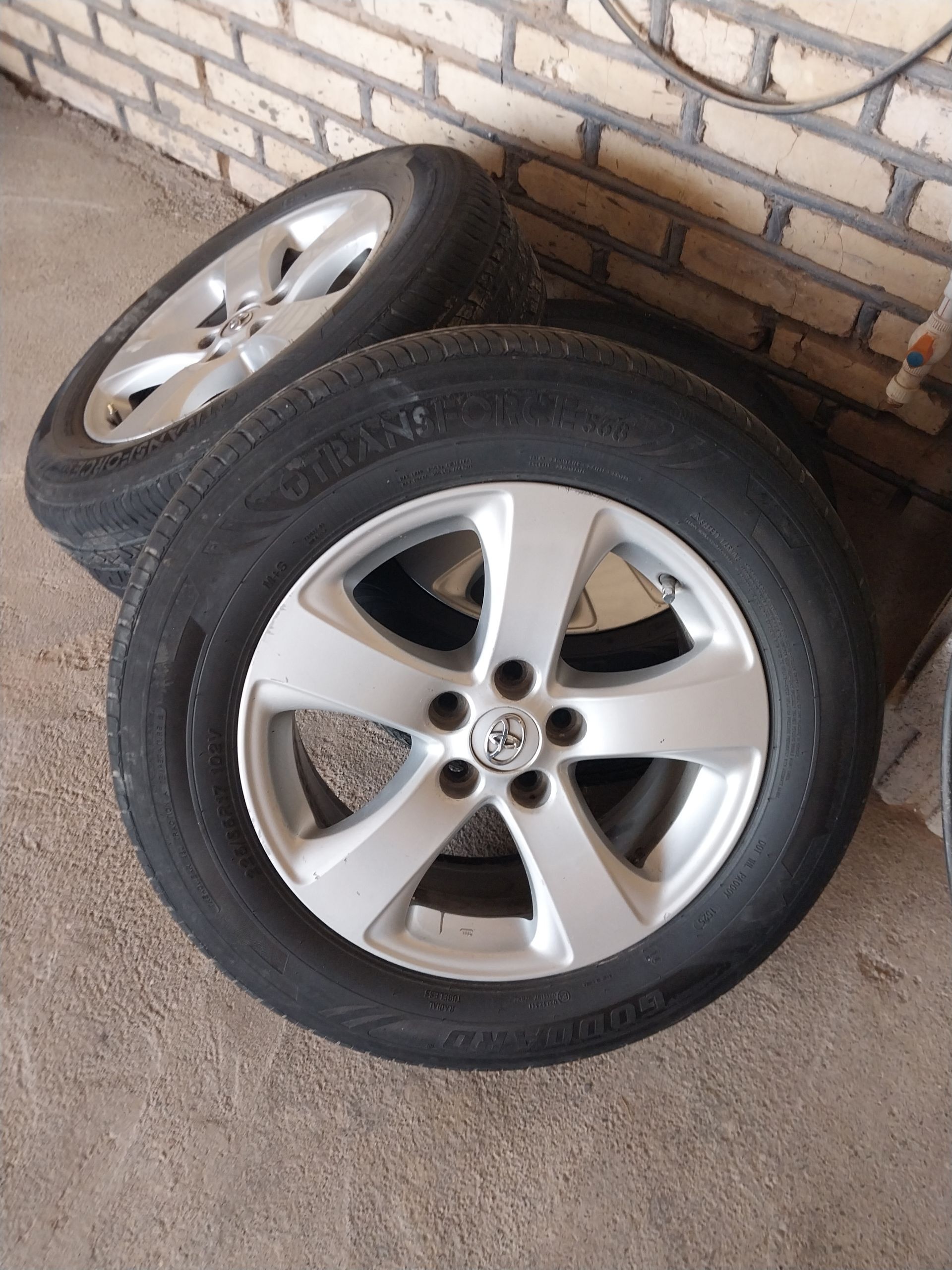 sienna disga R17 6 000 TMT - Мары - img 1