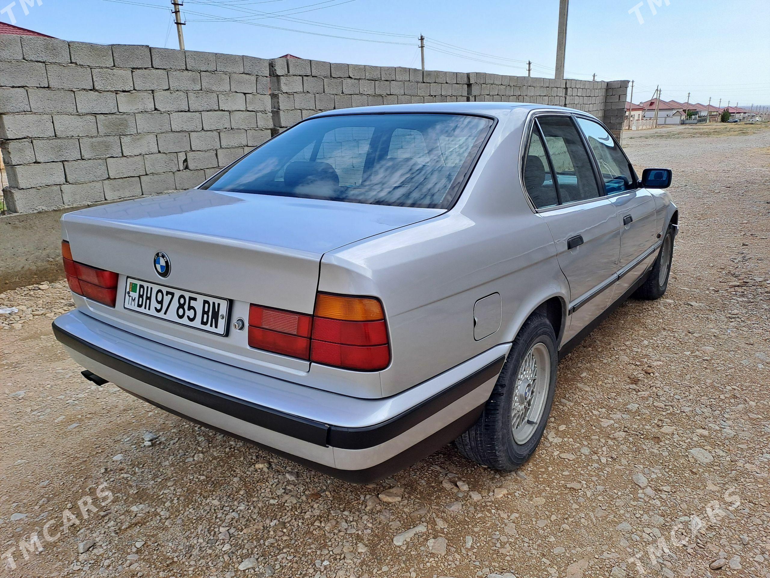 BMW E34 1994 - 86 000 TMT - Balkanabat - img 1