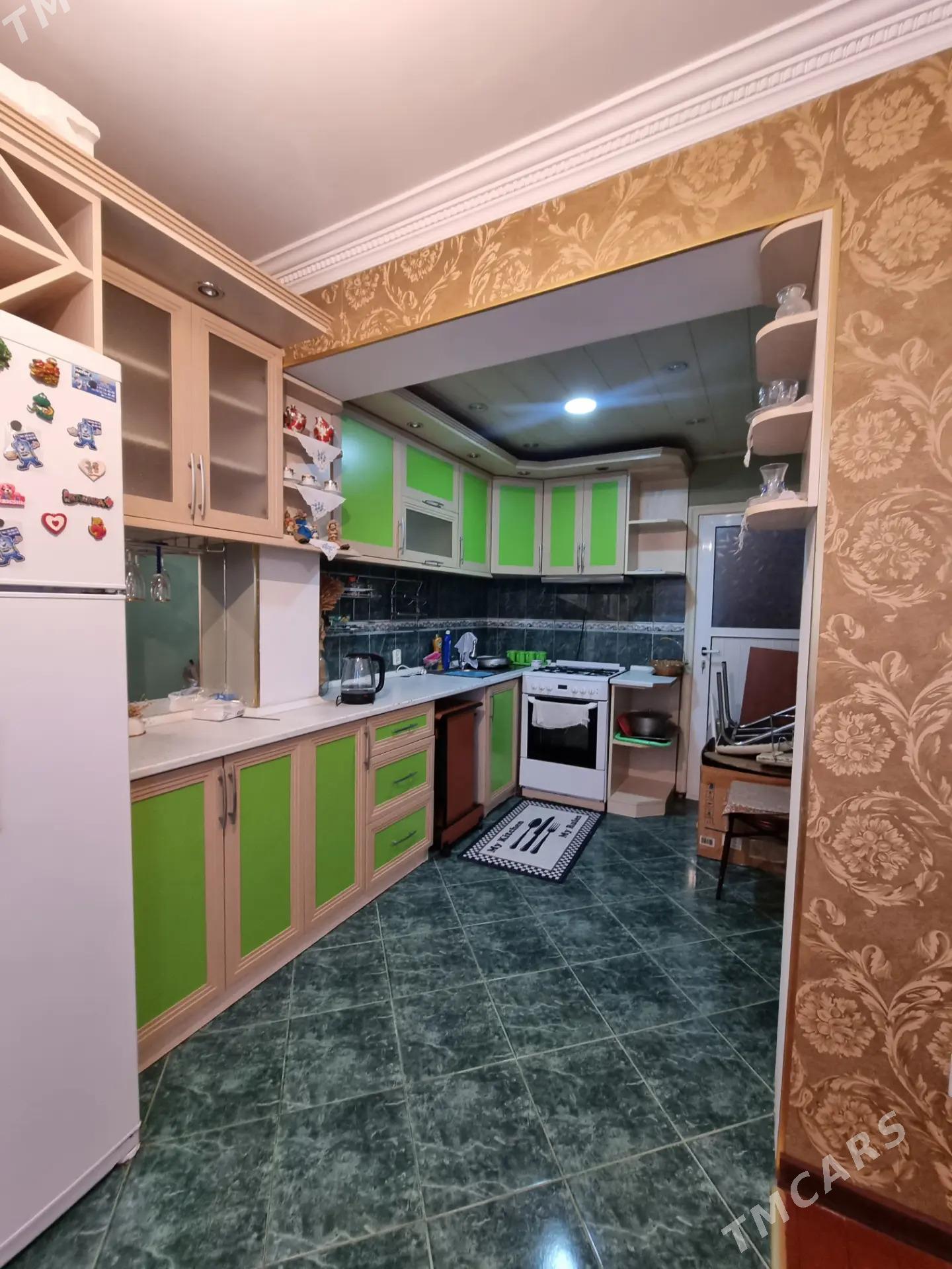 Șewçenko 2kom panelka - Ашхабад - img 1