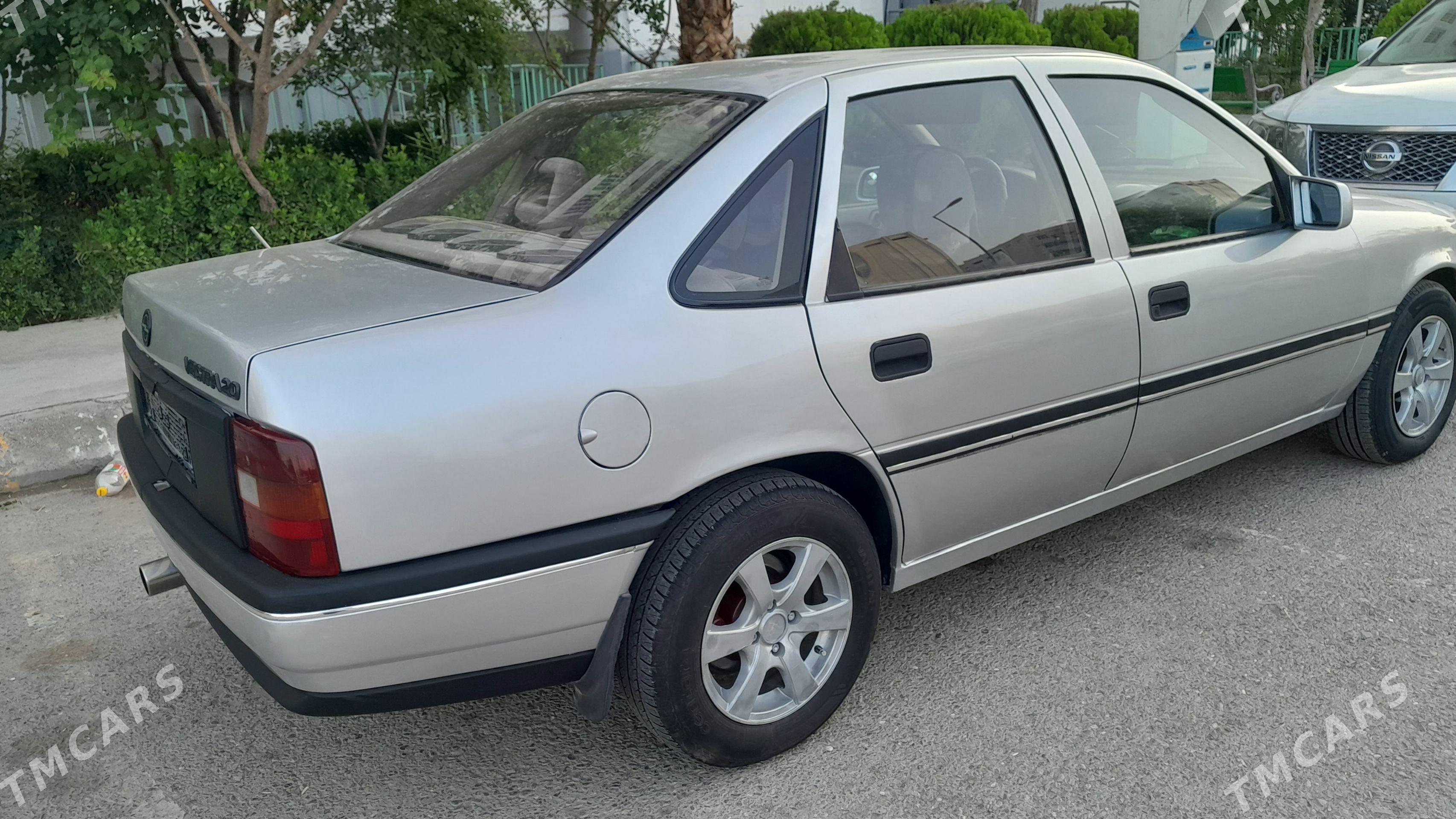Opel Vectra 1991 - 45 000 TMT - Parahat 7 - img 1