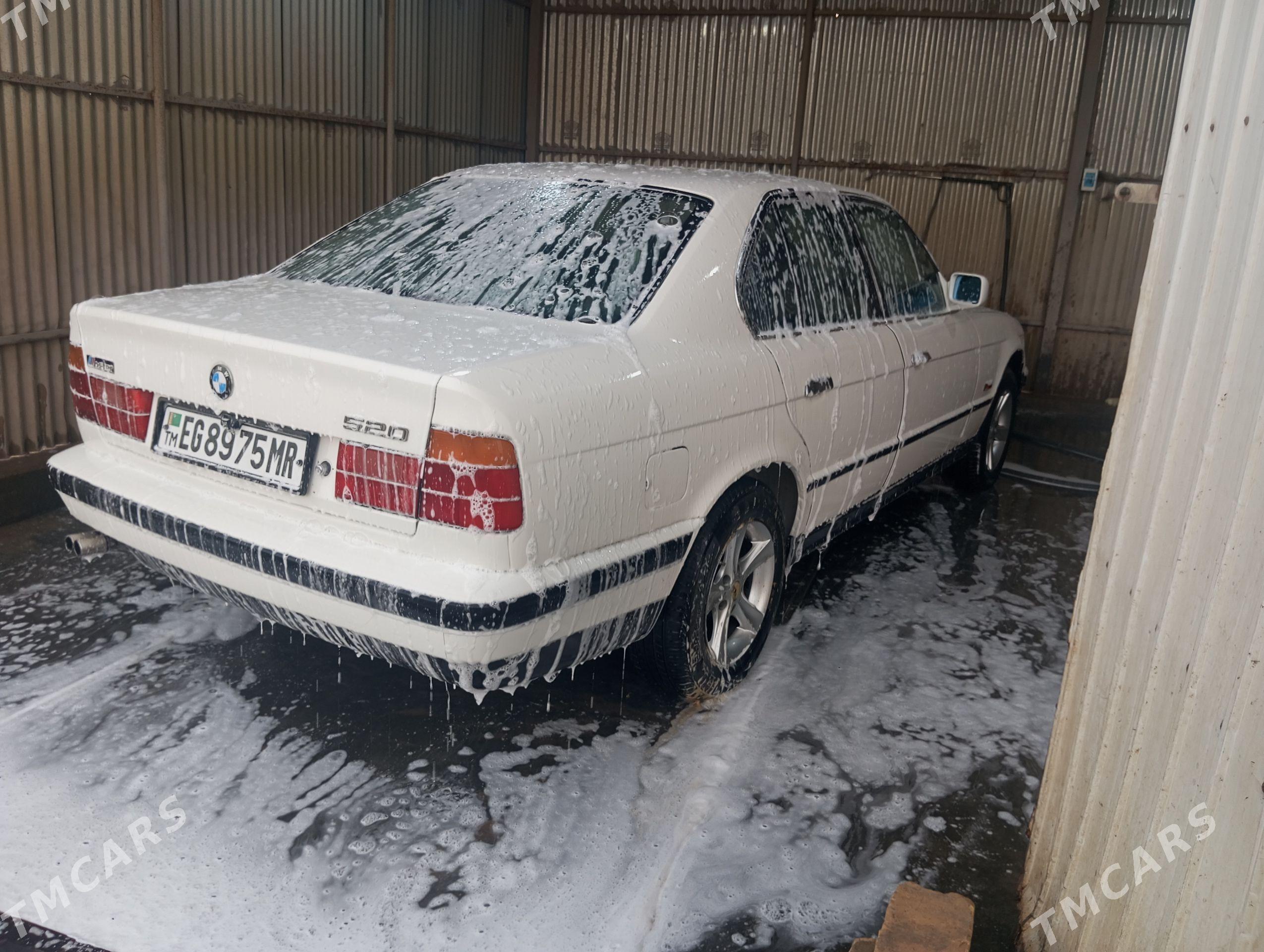 BMW 520 1992 - 70 000 TMT - Mary - img 1