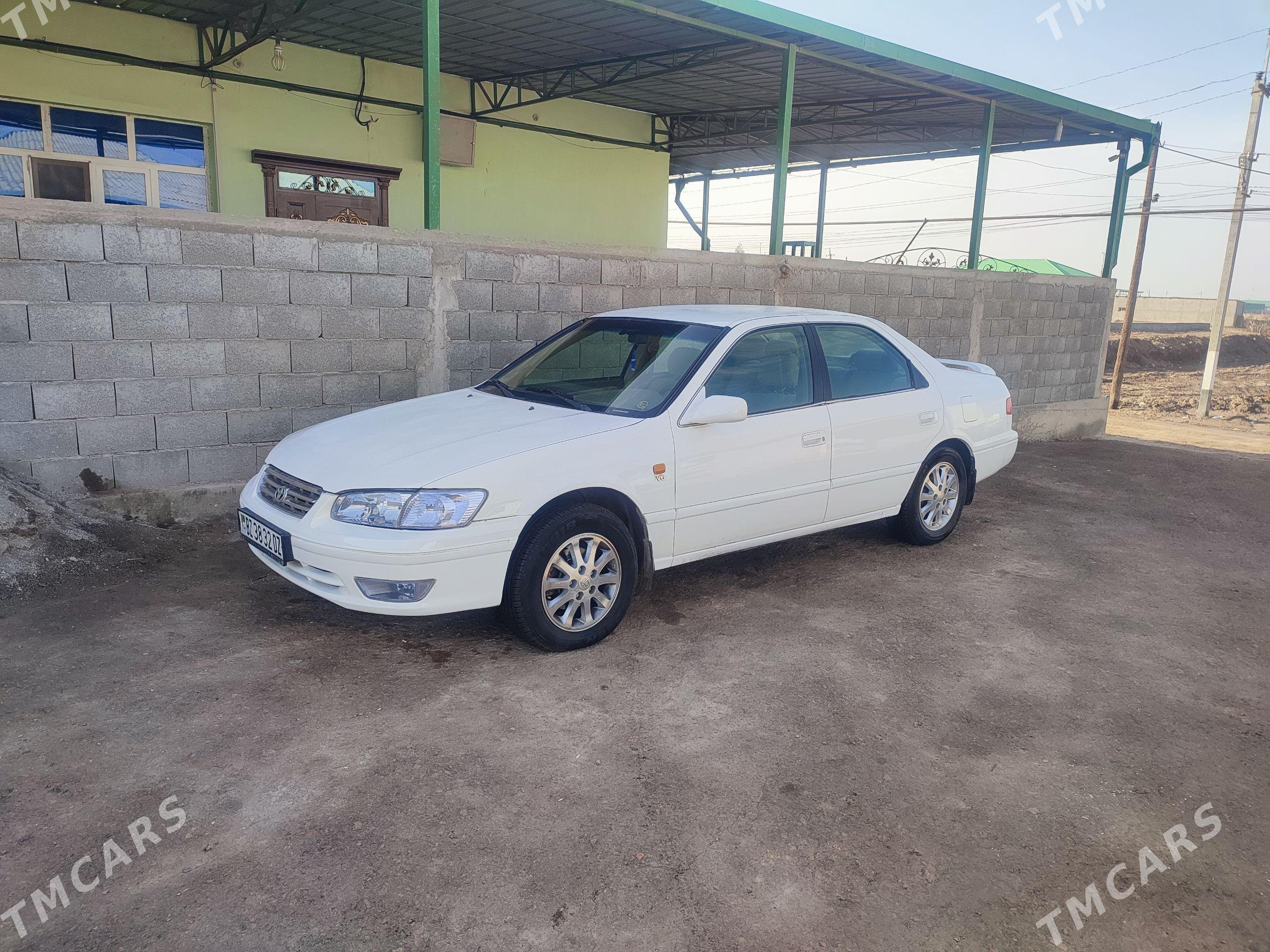 Toyota Camry 2001 - 145 000 TMT - Дашогуз - img 1