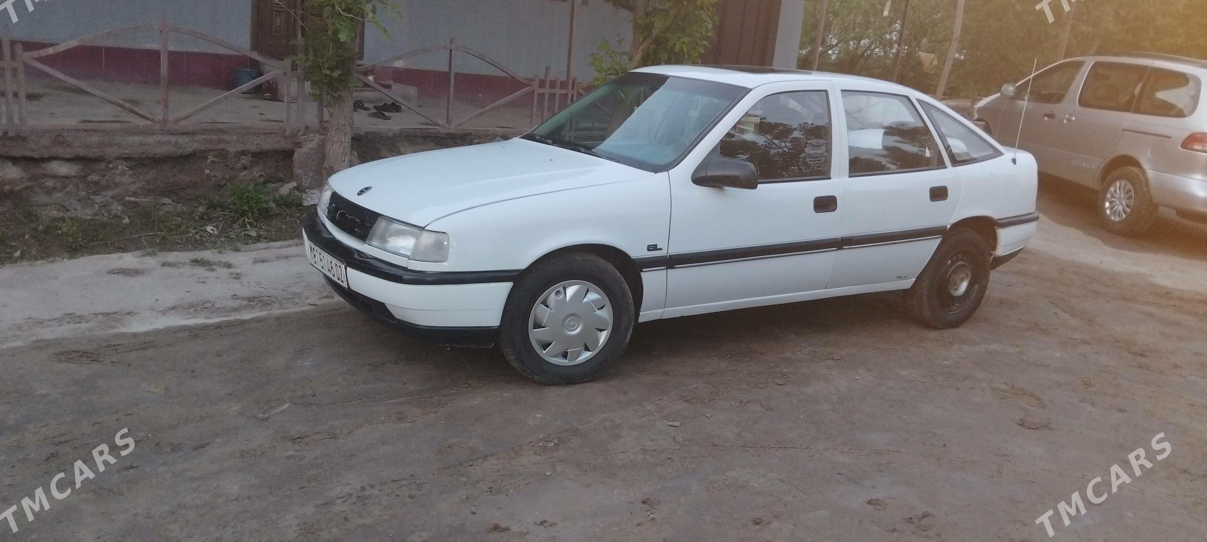 Opel Vectra 1990 - 45 000 TMT - Шабатский этрап - img 1